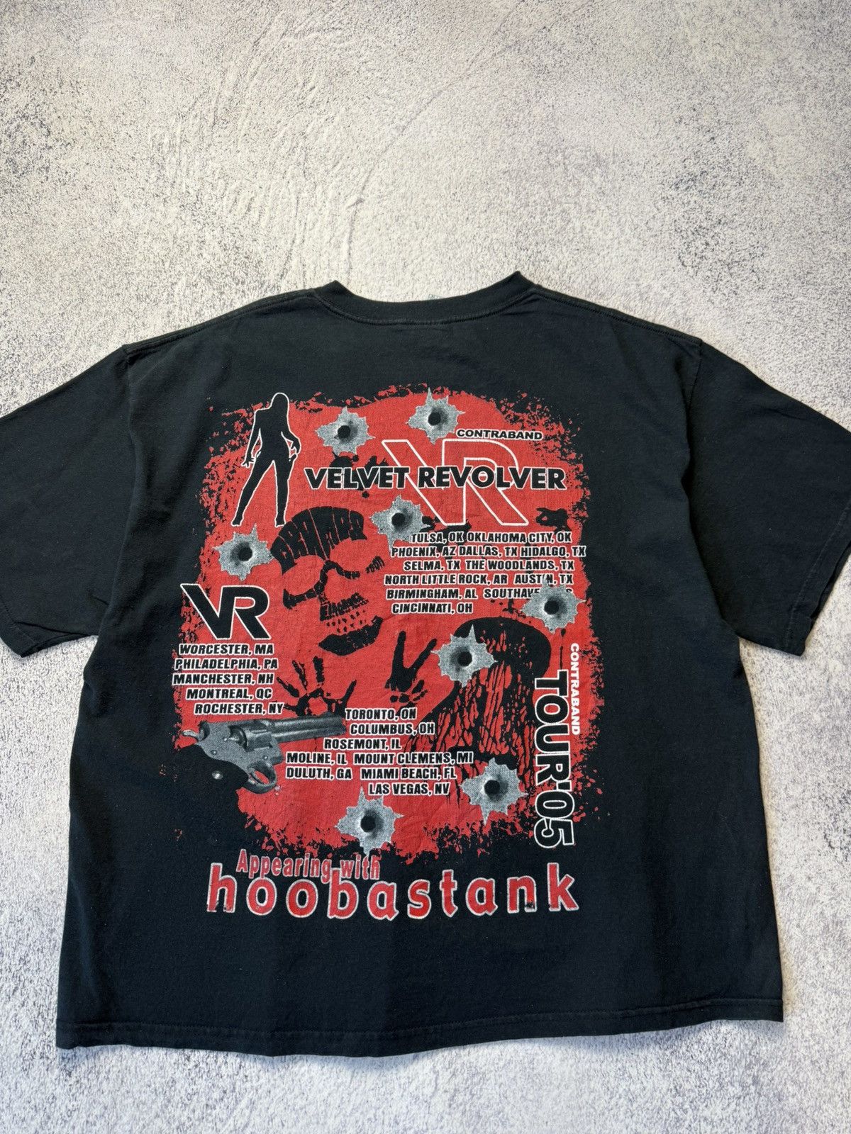 Band Tees Vintage Contraband Velvet Revolver Tour’05 T Shirt Size US XL / EU 56 / 4 - 20 Thumbnail