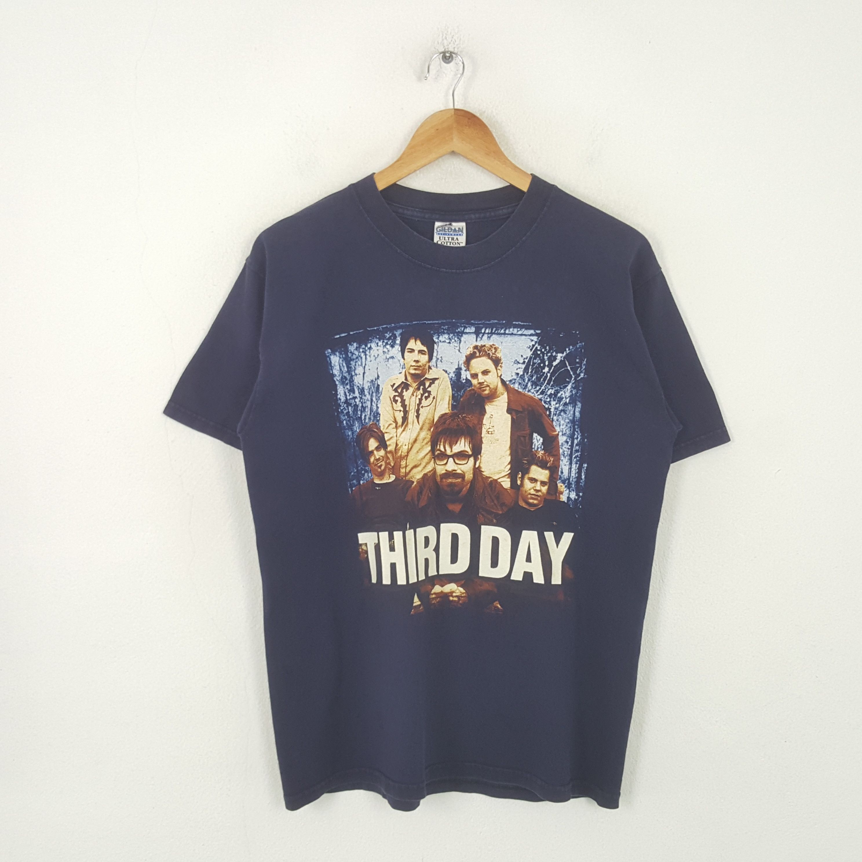 Band Tees Vintage Third Day Rock Band Promo Tshirt RR7 Size US M / EU 48-50 / 2 - 1 Thumbnail