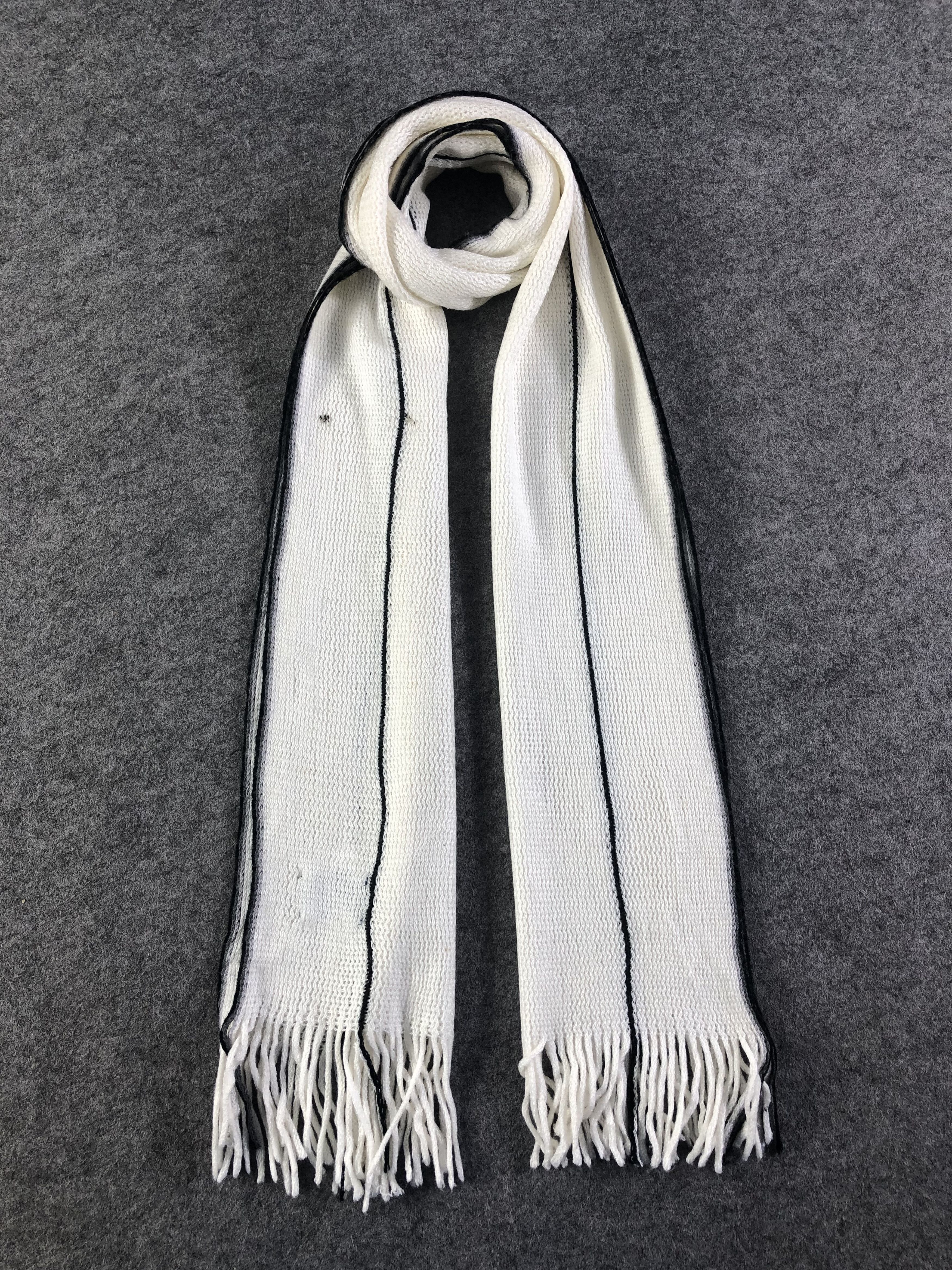 Takeo Kikuchi Takeo Kikuchi Scarf / Muffler / Neckwear Size ONE SIZE - 1 Thumbnail