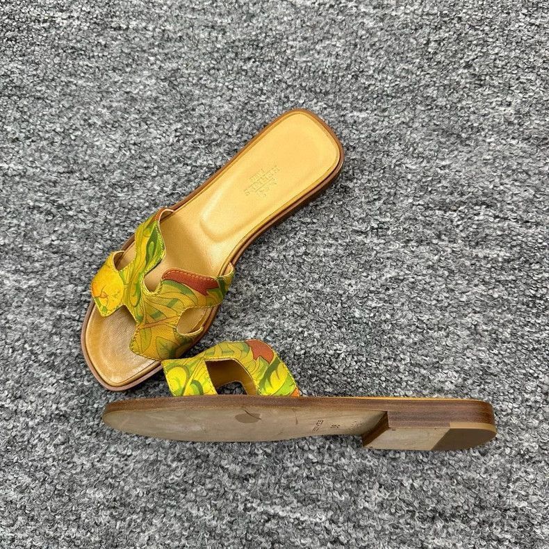 Hermes Hermes HType Canvas Slide Sandals Size 36-2506 Size US 6 / IT 36 - 2 Thumbnail