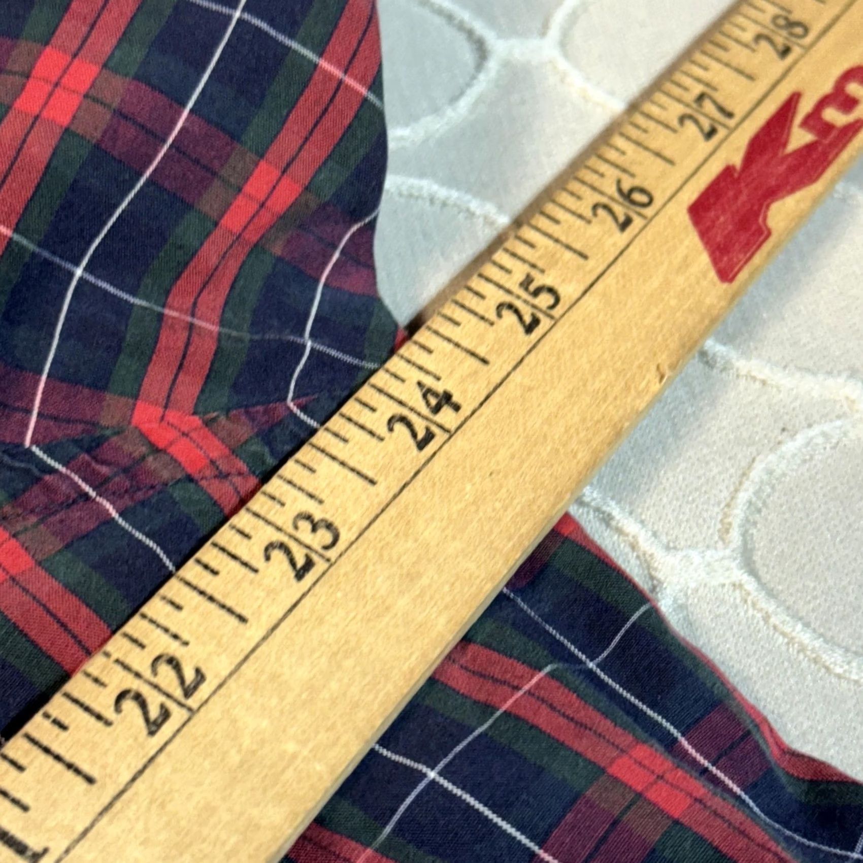 Brooks Brothers VINTAGE Brooks Brothers Mens XL Red Blue Plaid Button Down All Cotton Hong Kong Shirt Size US XL / EU 56 / 4 - 4 Thumbnail