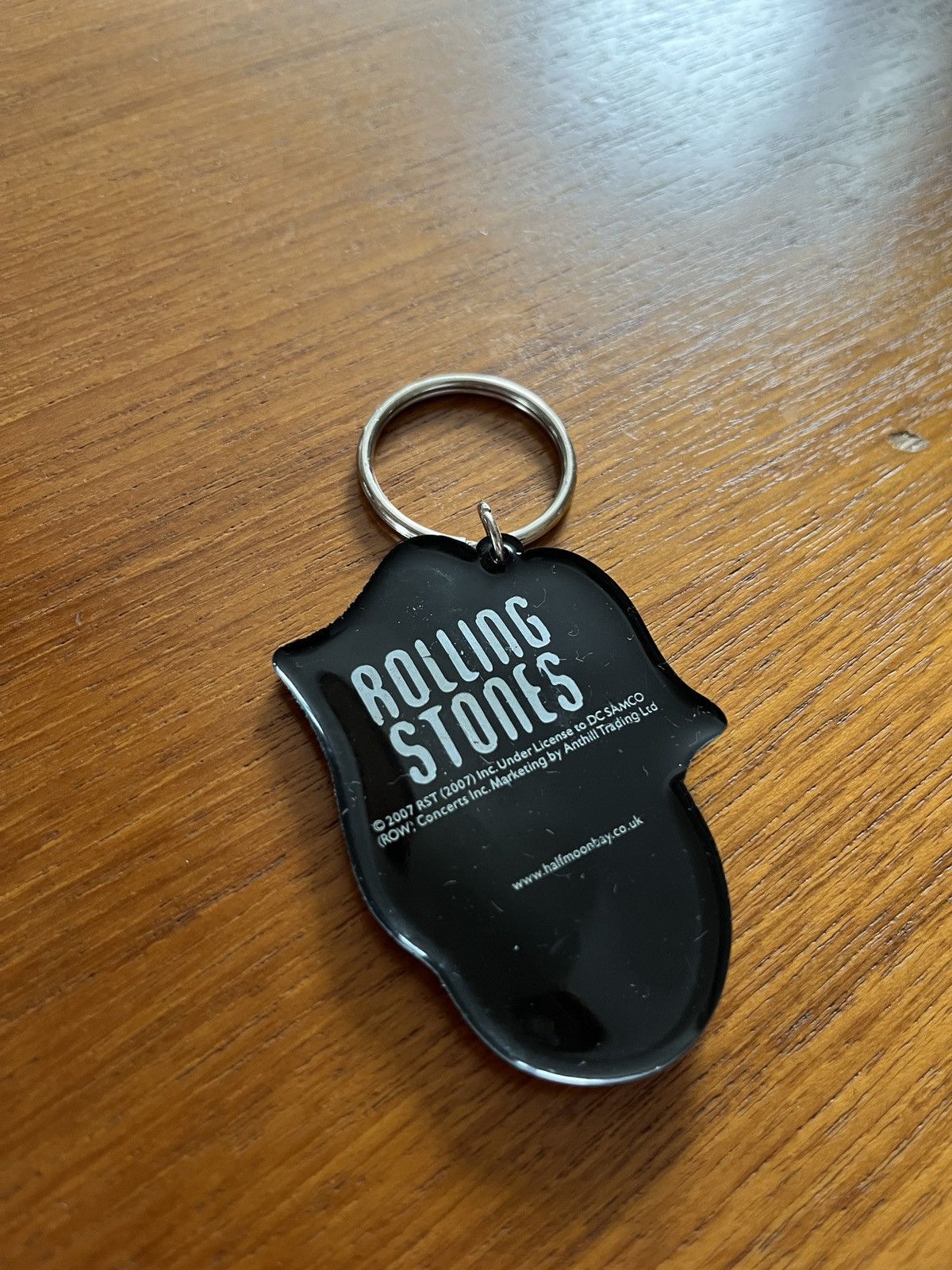 Band Tees The Rolling Stones tongue Keychain Size ONE SIZE - 4 Thumbnail