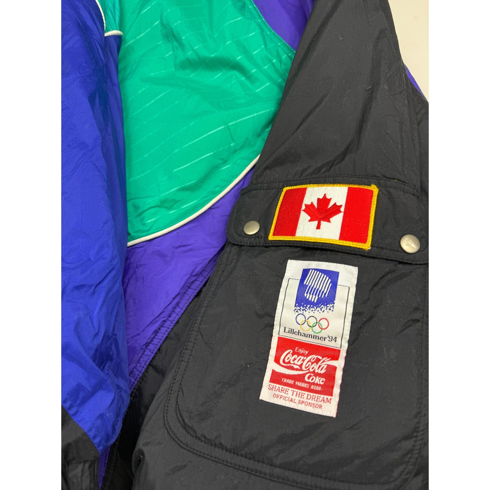 Vintage Vintage 1994 Lillehammer Olympics Coca Cola Jacket Size XL Size US L / EU 52-54 / 3 - 7 Thumbnail