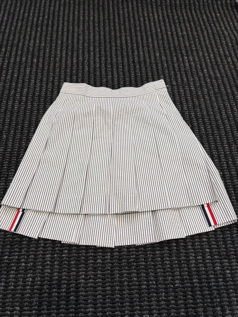 Thom Browne Thom Browne Short skirt grey Size 25" / US 0 / IT 36 - 1 Thumbnail