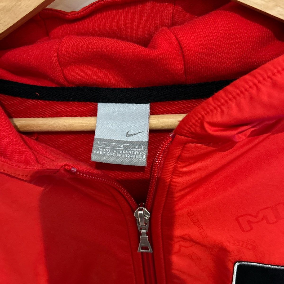 Nike Vintage Nike Manchester United 2006-07 Full Zip Hoodie Size US L / EU 52-54 / 3 - 2 Thumbnail