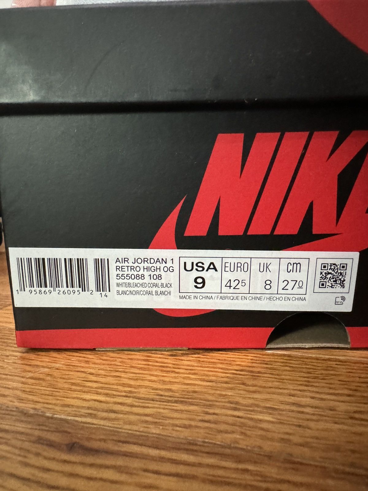 Nike AJ1 Retro High OG Bleached Coral Size US 9 / EU 42 - 6 Thumbnail