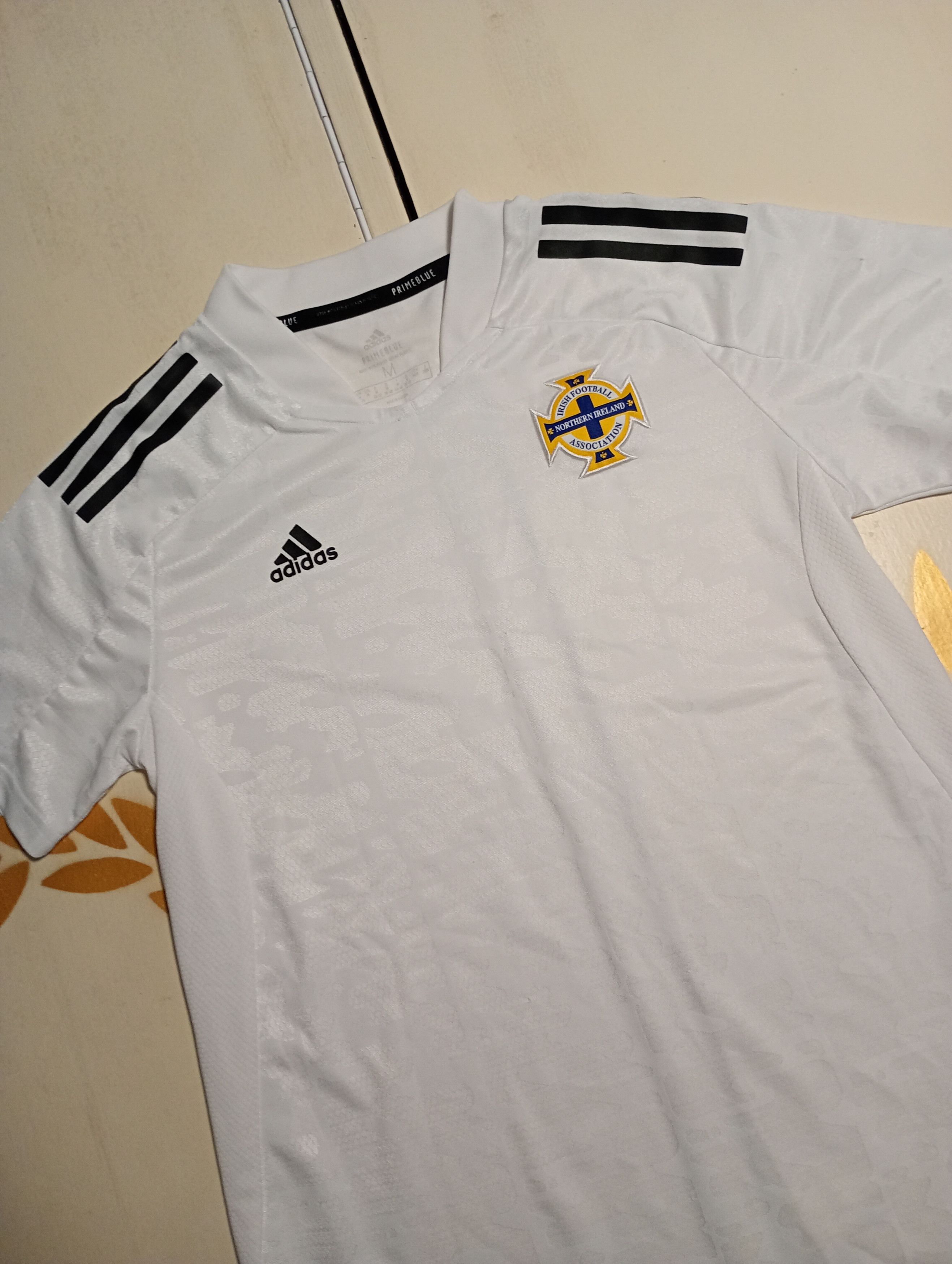 Adidas Adidas Northern Ireland Jersey 2021-2022 Size US M / EU 48-50 / 2 - 4 Thumbnail