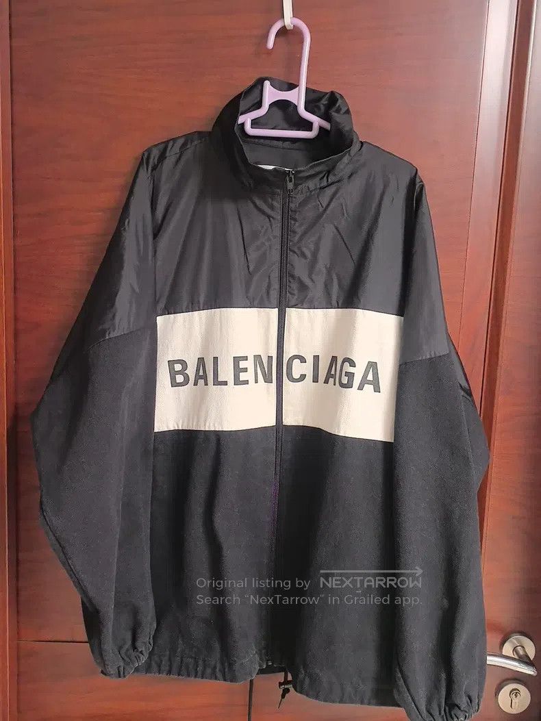 Balenciaga Balenciaga Classic Jacket Size XS / US 0-2 / IT 36-38 - 1 Thumbnail
