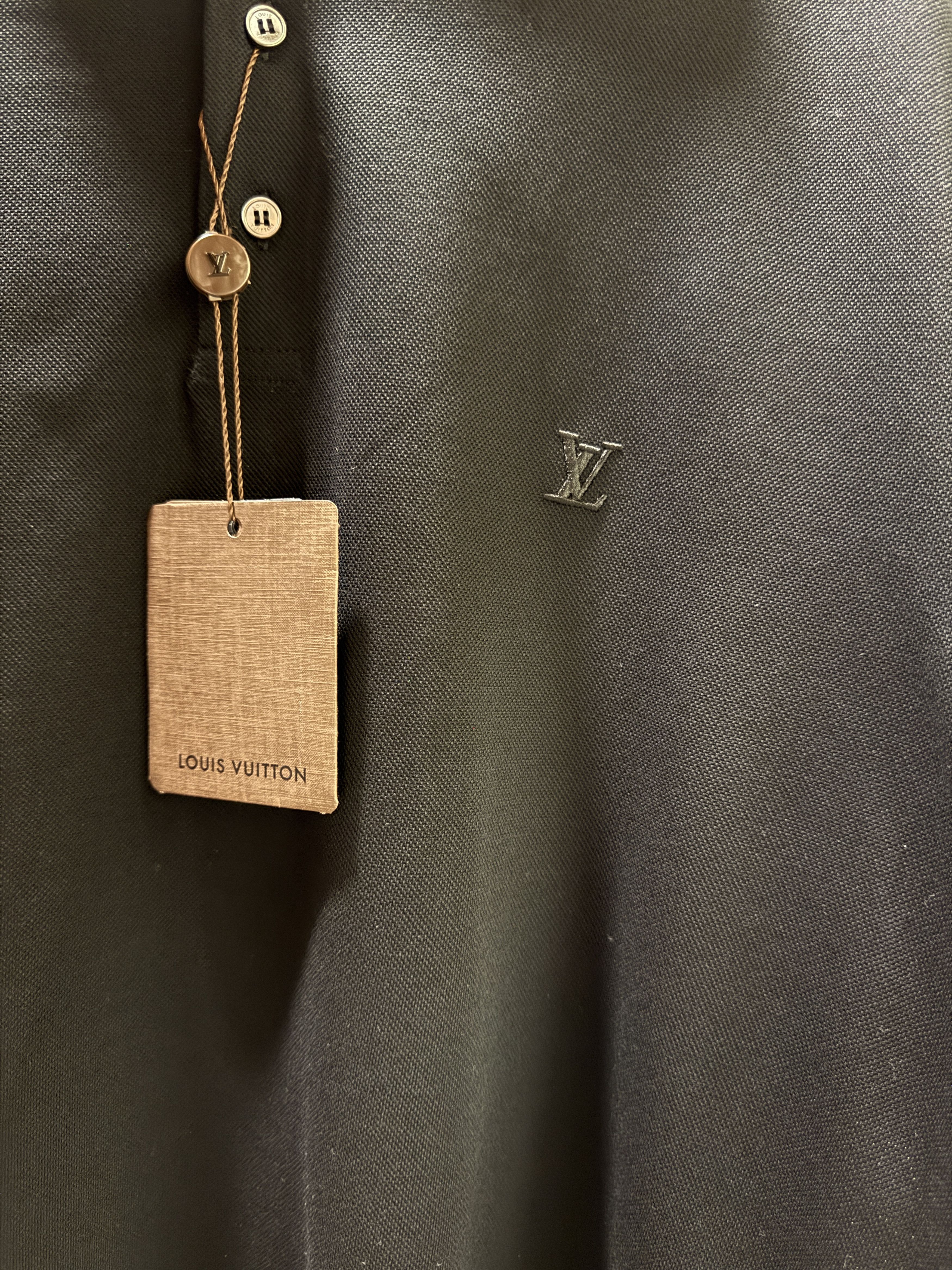 Louis Vuitton Louis Vuitton Polo Black Size XXL Size US XXL / EU 58 / 5 - 2 Thumbnail