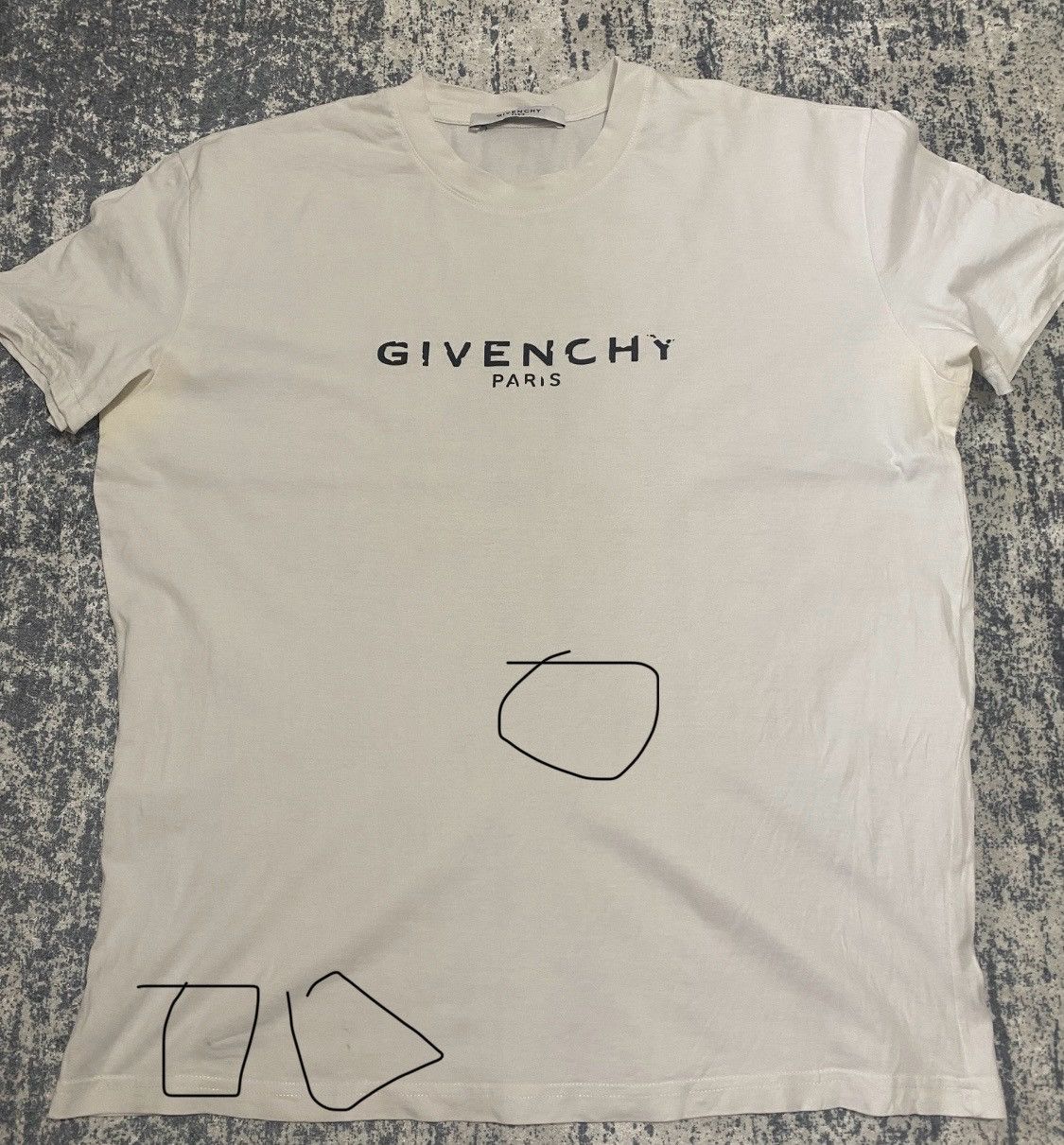 Givenchy Luxury givenchy distressed big logo tee Size L / US 10 / IT 46 - 16 Thumbnail