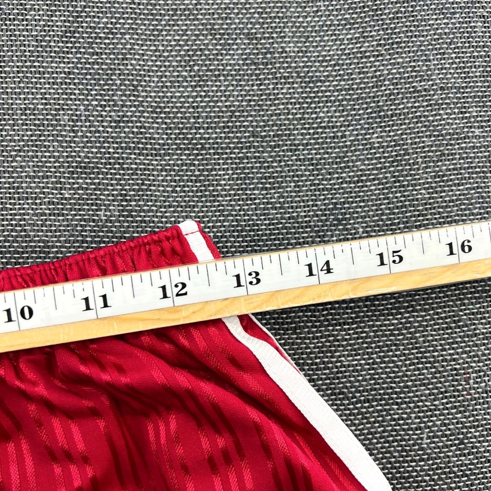Adidas VINTAGE Adidas Sprinter Shorts Red Medium Shiny Glanz Runner Nylon 90s Mens Size US 31 - 3 Thumbnail