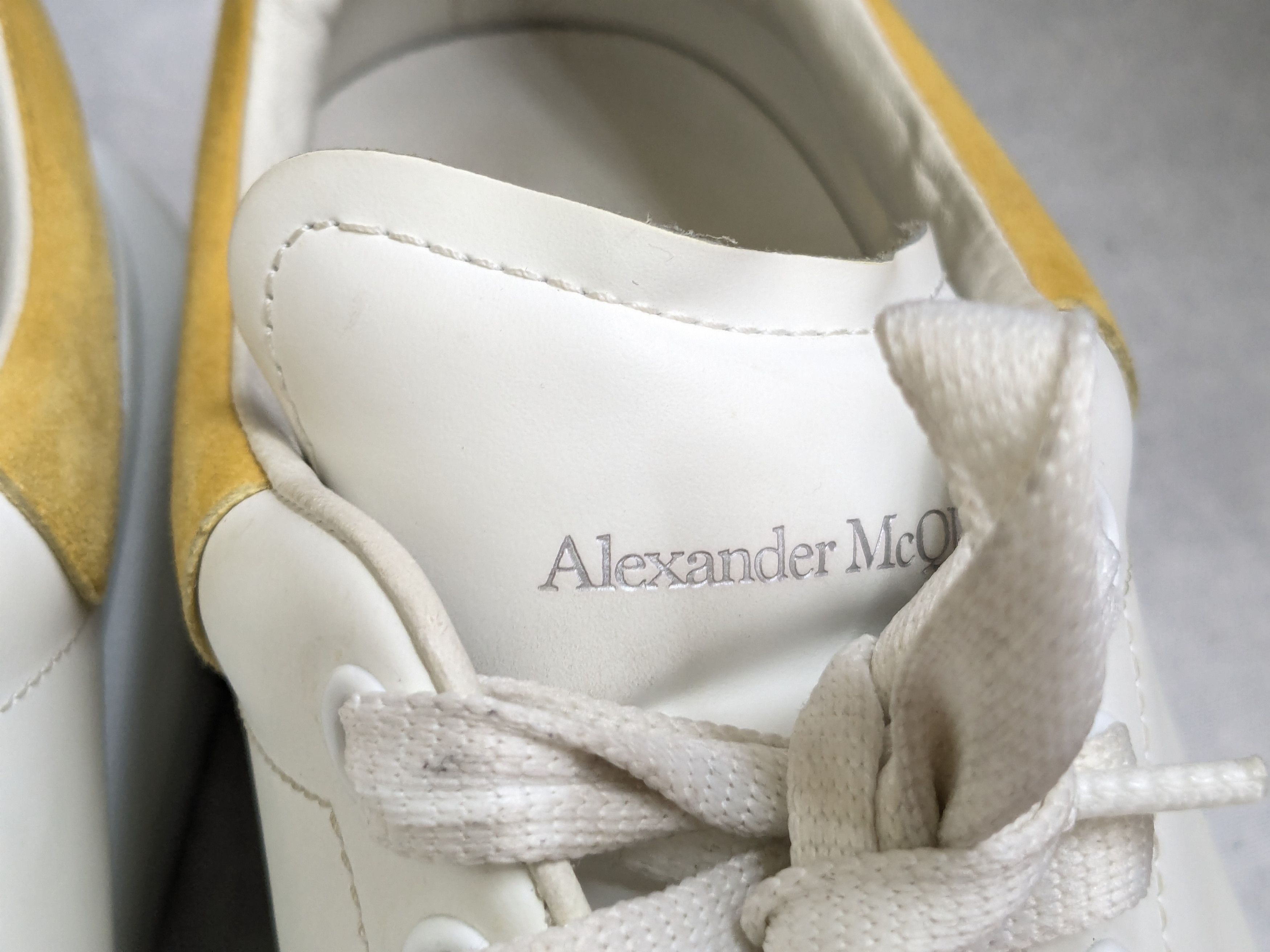 Alexander McQueen Alexander McQueen Oversized Larry Sneakers White Yellow 12 Size US 12 / EU 45 - 6 Thumbnail