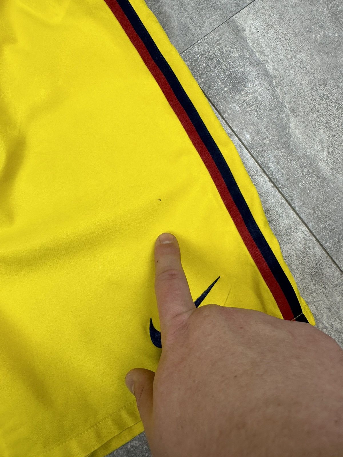 Nike Nike Barcelona Yellow Soccer Shorts Size US 34 / EU 50 - 4 Thumbnail