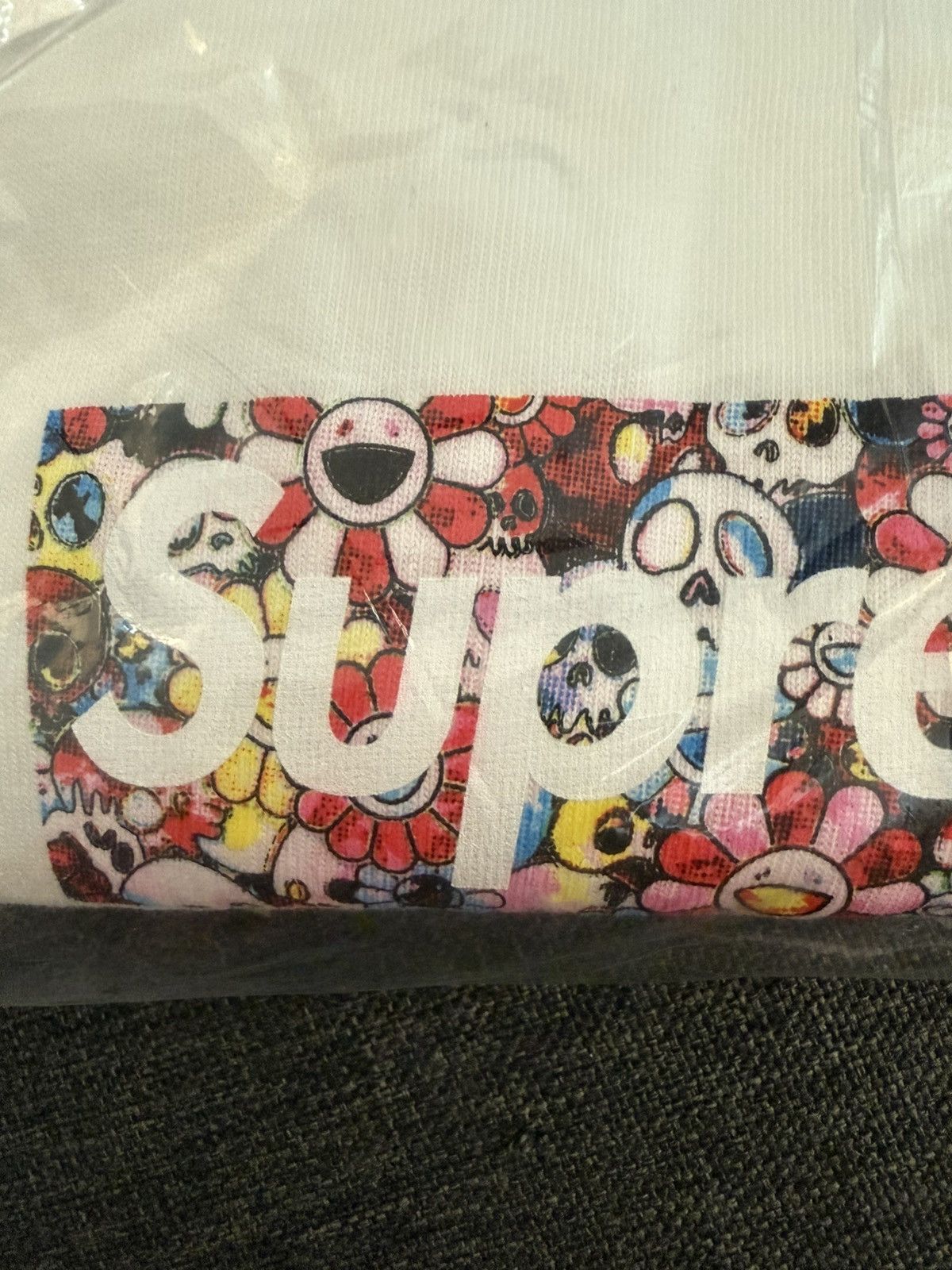 Supreme Supreme Takashi Murakami Box Logo Size US M / EU 48-50 / 2 - 3 Thumbnail