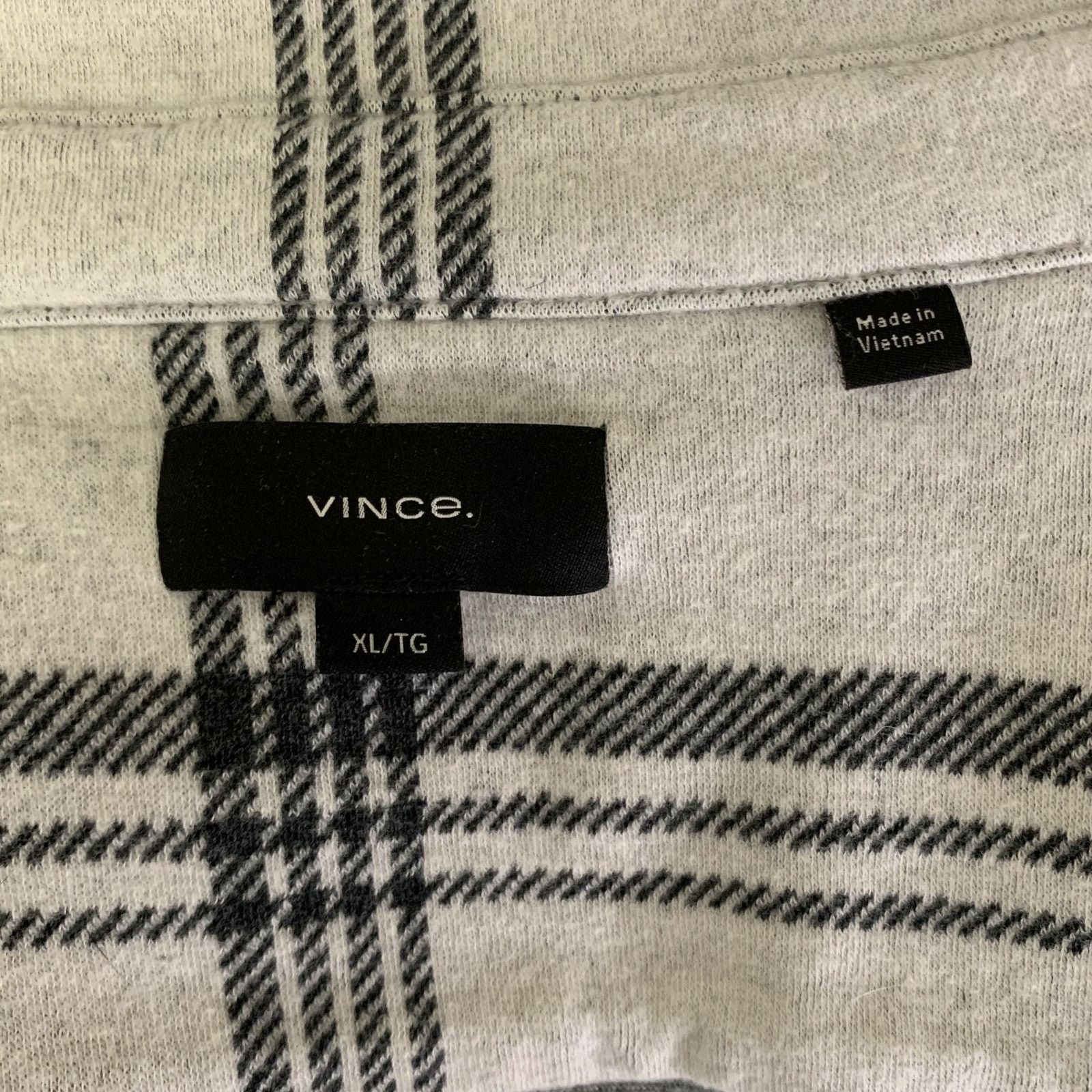 Vince VINCE XL Grey Black Plaid Polyester Blend Button Up Shirt Size US XL / EU 56 / 4 - 4 Thumbnail