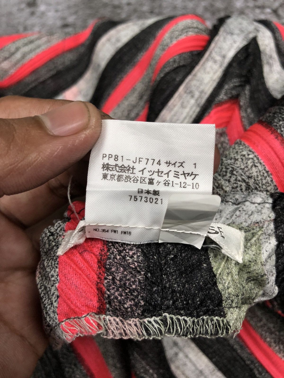 Pleats Please Issey Miyake PLEATS PLEASE LONGPANTS Size US 30 / EU 46 - 5 Thumbnail