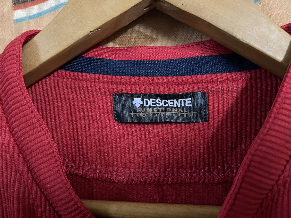 Descente × Vintage Vintage Baseball Jersey J League Hiroshima Carp by Descente Size US XL / EU 56 / 4 - 3 Thumbnail