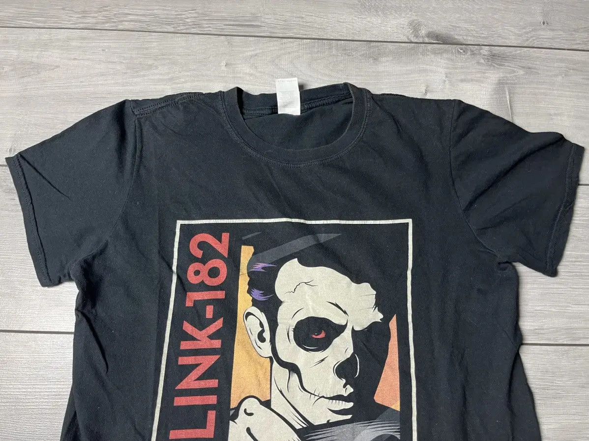 Band Tees Blink-182 T-shirt face skull size Small Size US S / EU 44-46 / 1 - 3 Thumbnail