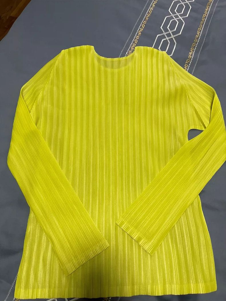 Issey Miyake issey miyake size:3 Yellow base shirt 2506-Nextarrow Size XXS / US 00 / IT 34 - 4 Thumbnail