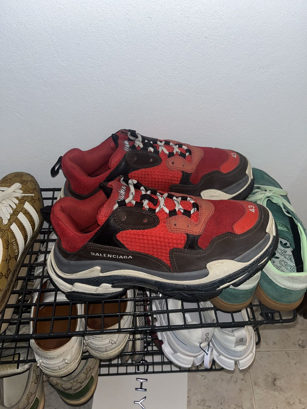 Balenciaga Balenciaga Triple S Red Black ‘Bred’ (Pre-Distressed) 2018 Size US 10 / EU 43 - 2 Thumbnail