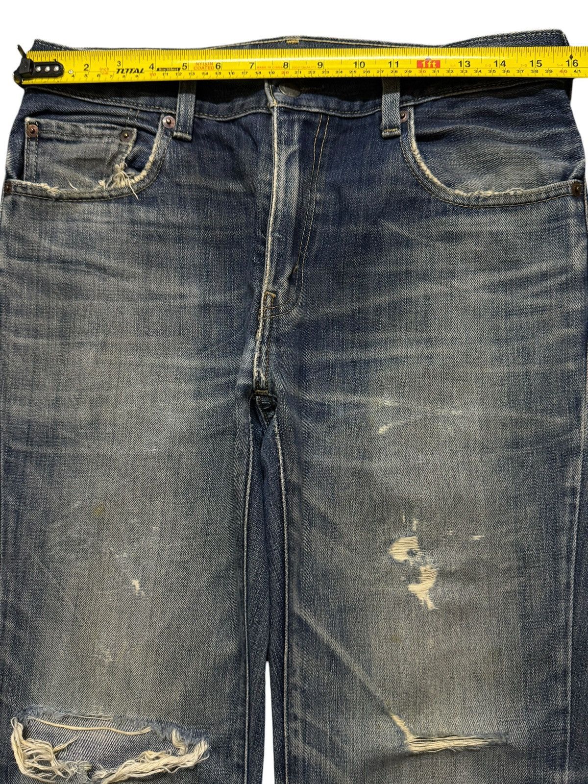 Levi's Vintage Levis 505 Blue Faded Distressed Regular Straight Leg Size US 31 - 7 Thumbnail