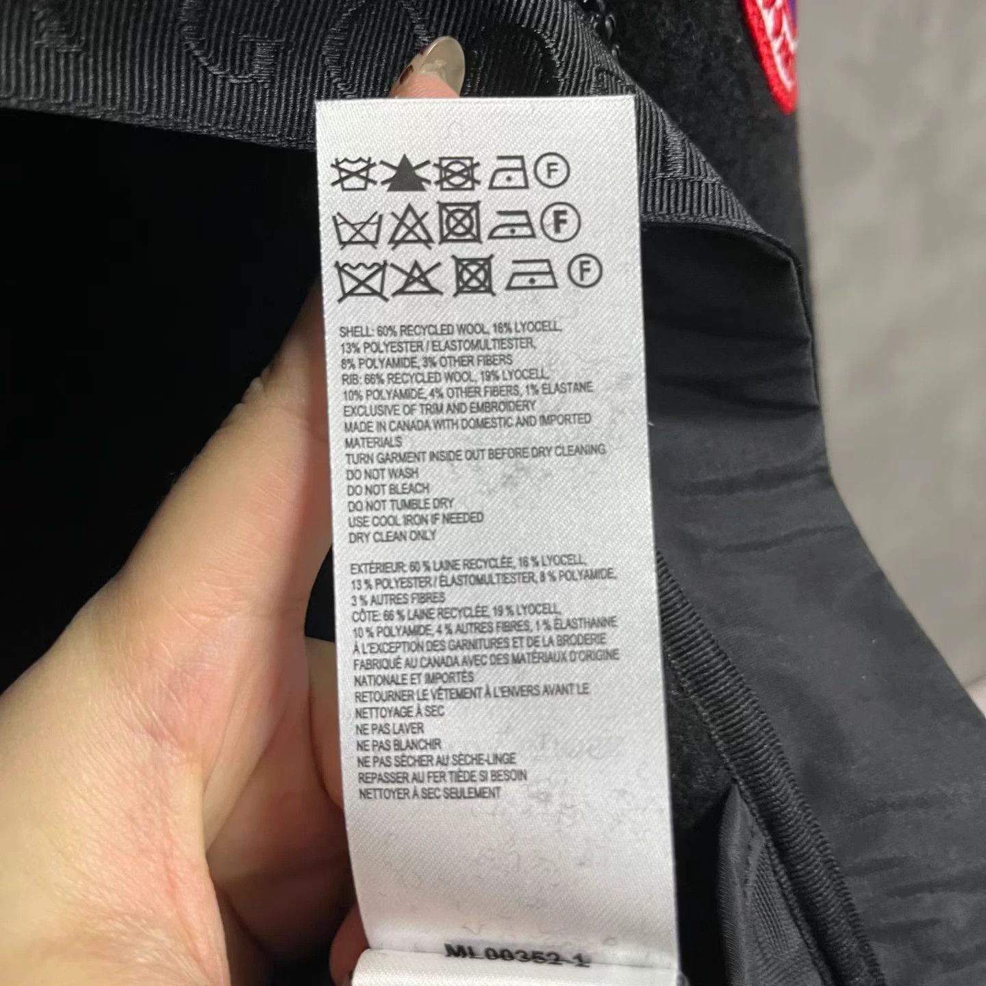 Canada Goose Canada Goose Black Logo Stand Collar Zipper Down M Size US M / EU 48-50 / 2 - 5 Thumbnail