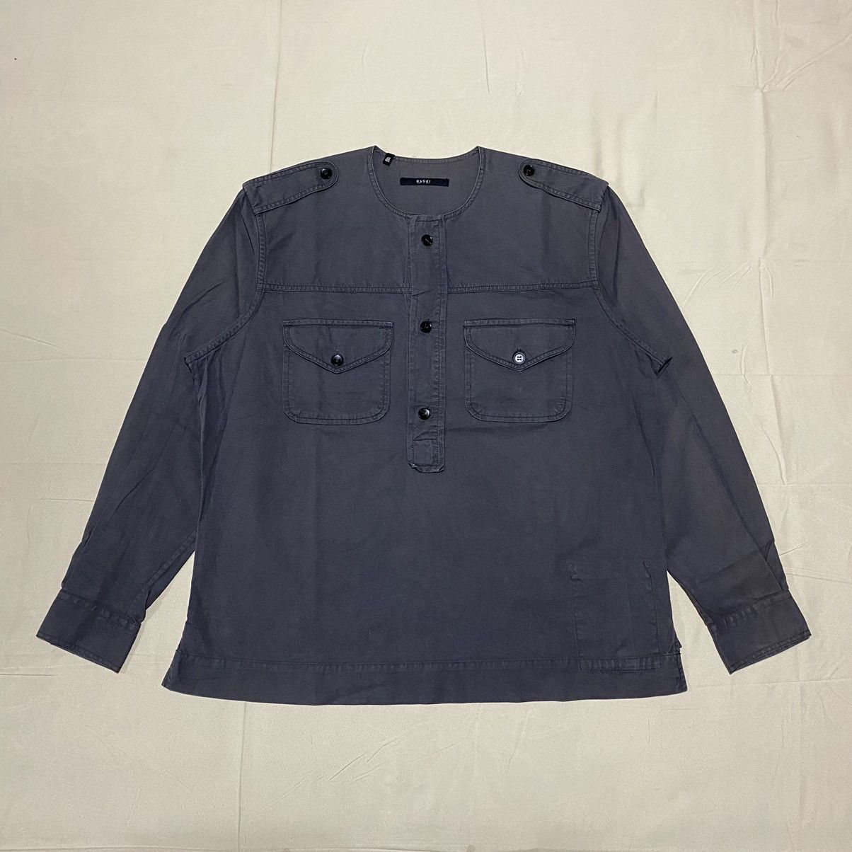 Gucci Vintage Gucci Collarless Shirt Hafl Button Size US L / EU 52-54 / 3 - 1 Thumbnail