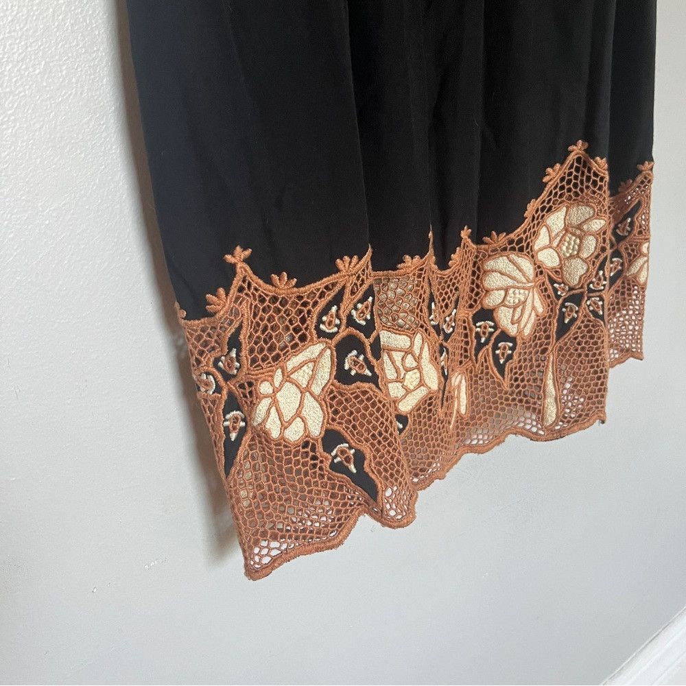 Designer Vintage Embroidered Floral Elastic Waist Skirt Black Large Size 27" / US 4 / IT 40 - 5 Thumbnail