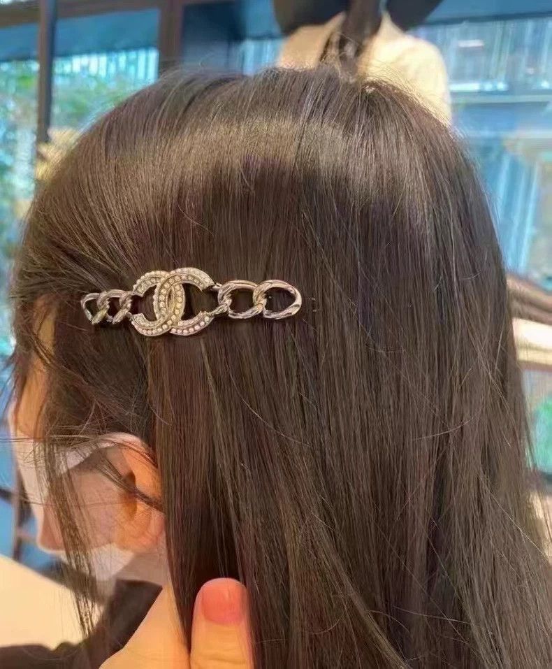 Chanel chanel hair clip, nearly new, discount Size ONE SIZE - 6 Thumbnail