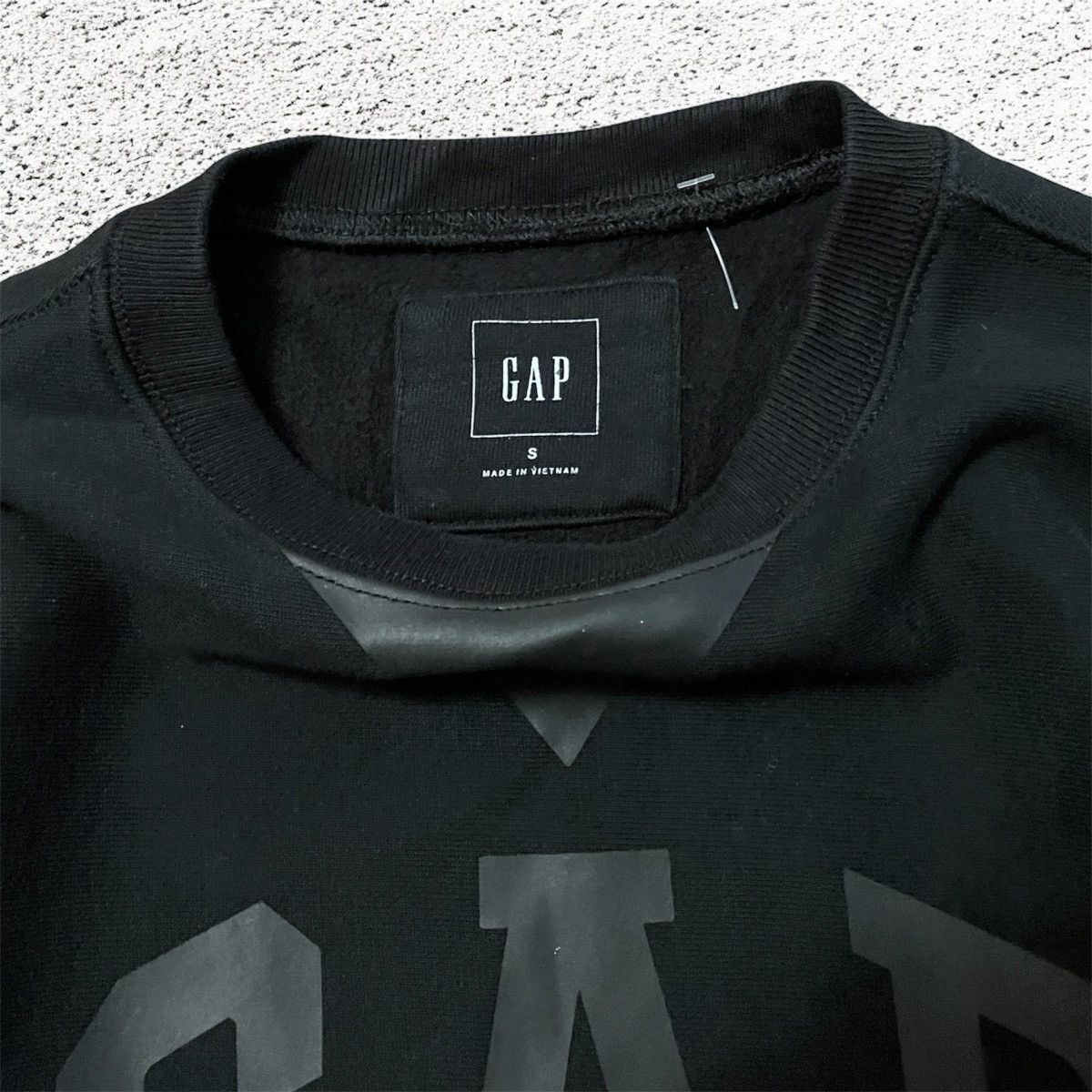 Gap × Vintage Vintage 90s GAP black sweatshirt Y2K Size US S / EU 44-46 / 1 - 3 Thumbnail