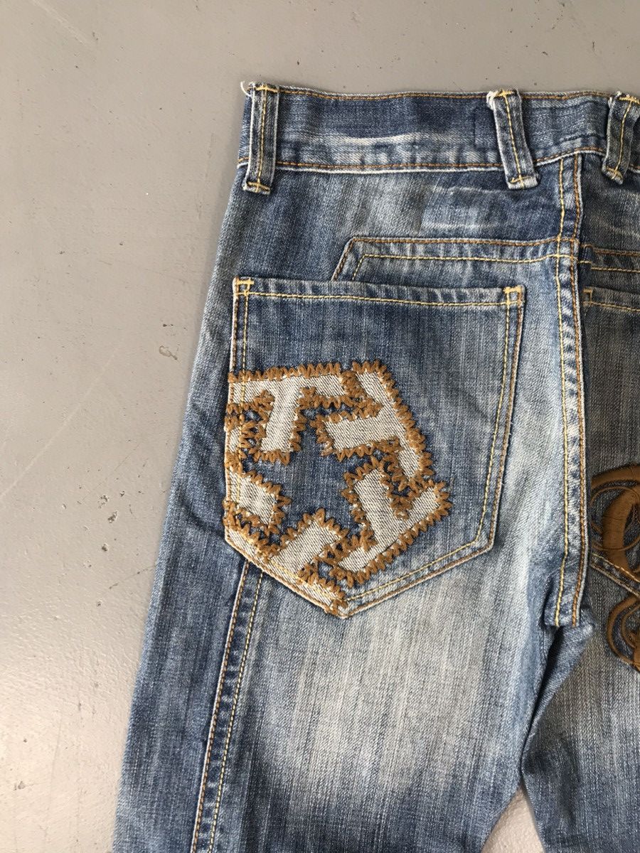 Vintage Vintage tribal embroidered denim Size 28" / US 6 / IT 42 - 6 Thumbnail