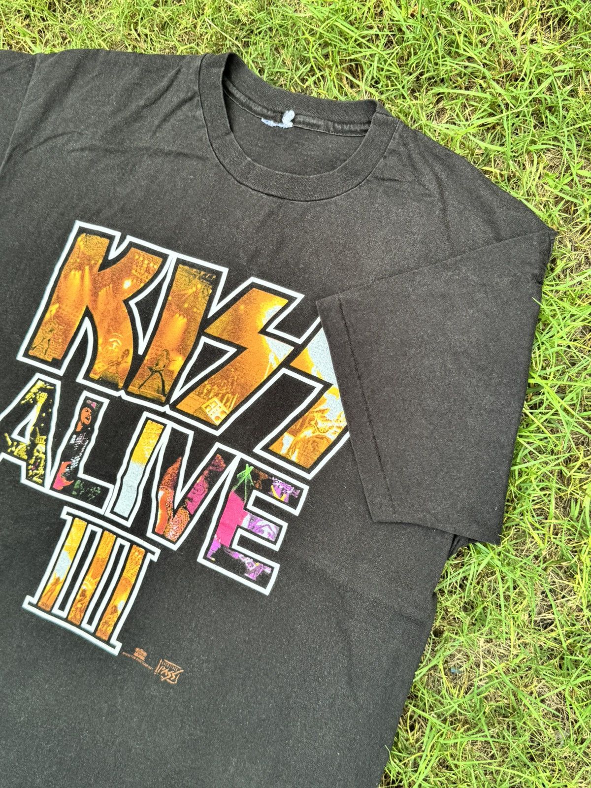 KISS Vintage KISS Alive III 3 Single Stitch 1993 KISS The shirt Size US XL / EU 56 / 4 - 6 Thumbnail
