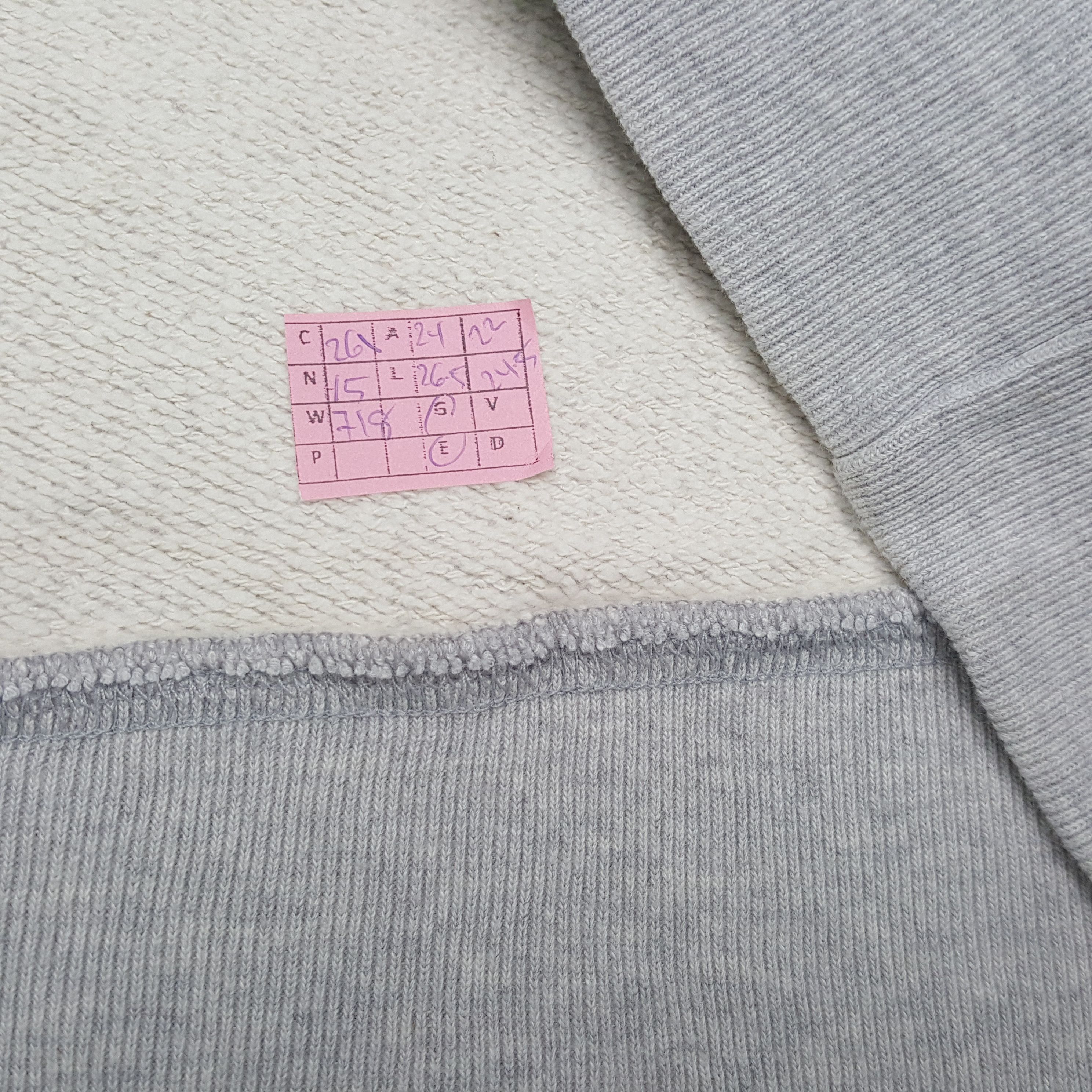 Vintage YALE Streetwear Style Sweatshirt Size US L / EU 52-54 / 3 - 7 Thumbnail