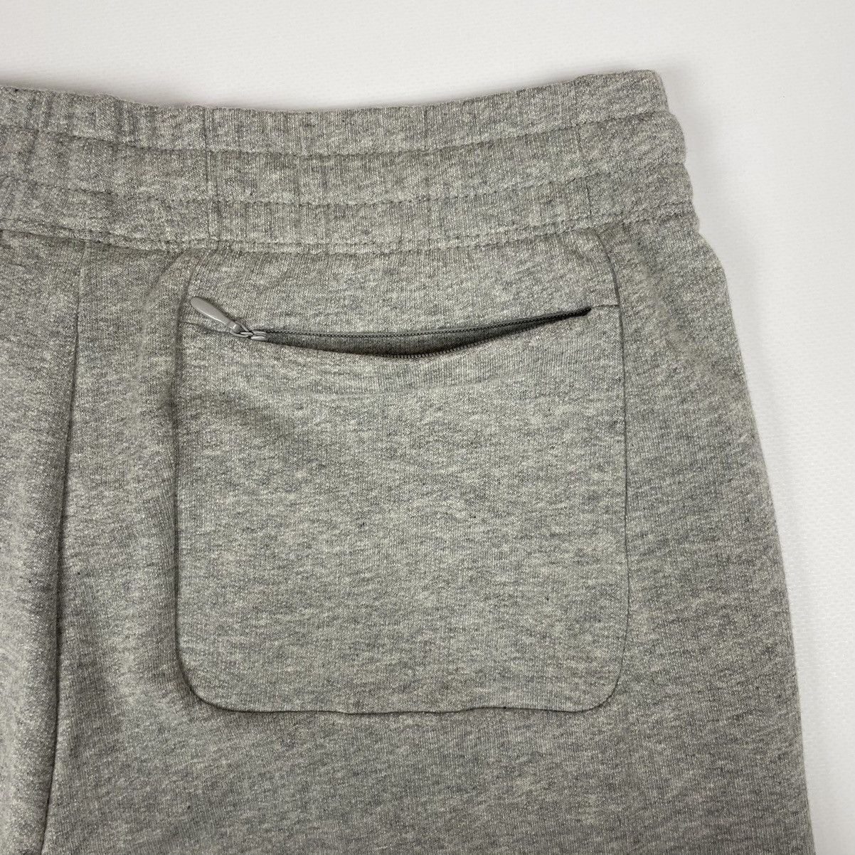 Champion Champion Sweatpants Joggers big logo Size US 34 / EU 50 - 8 Thumbnail