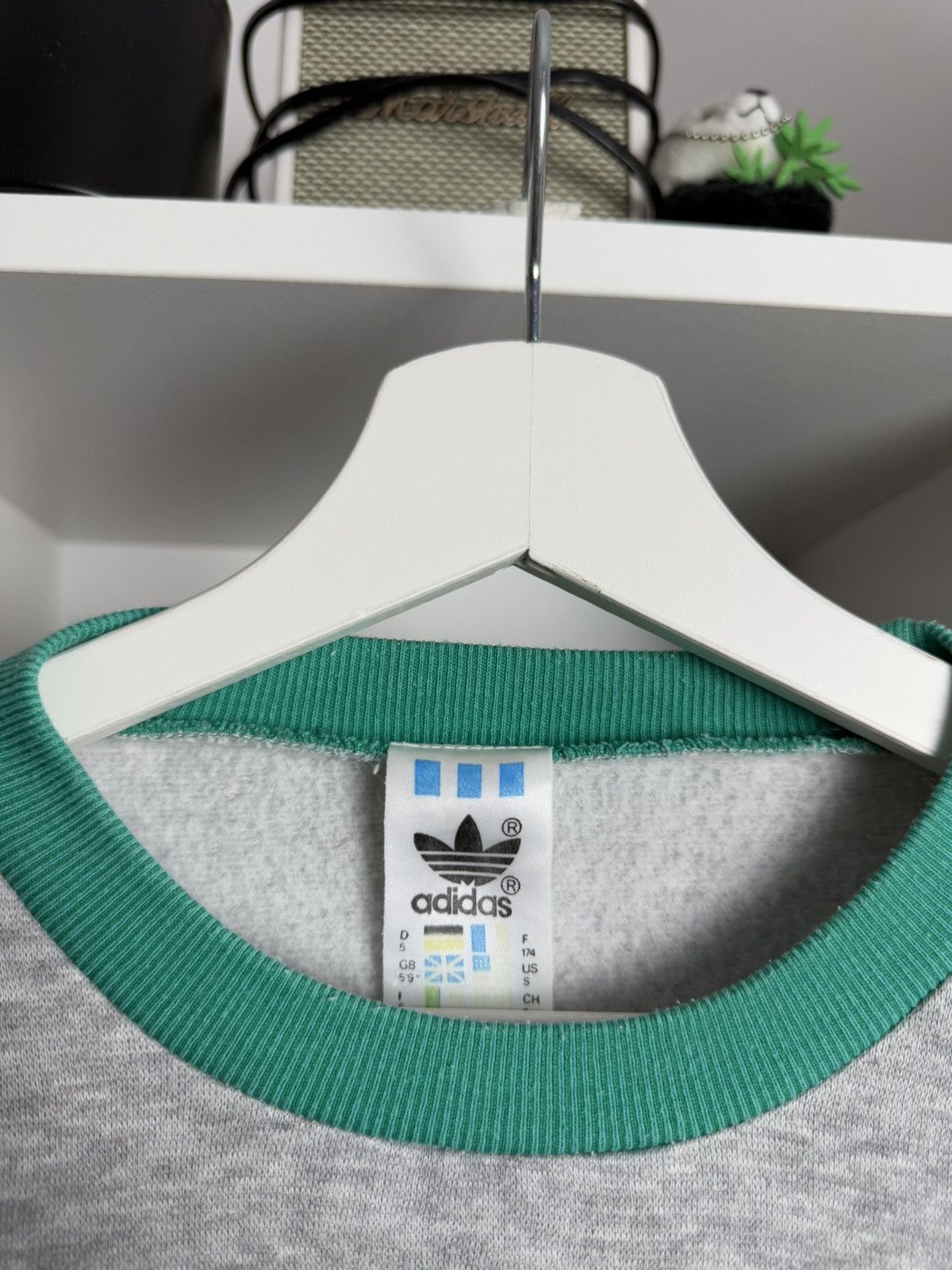 Adidas × Vintage Vintage 90s Adidas basic boxy sweatshirt L retro sportswear Size US S / EU 44-46 / 1 - 4 Thumbnail