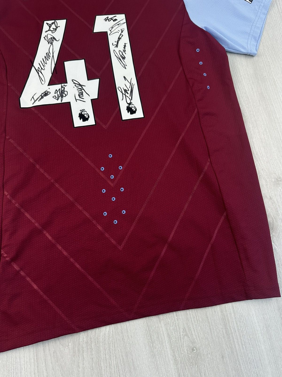 Castore × Vintage Signed Aston Villa FC 2022/23 J.RAMSEY Home Pro Top Jersey Size US S / EU 44-46 / 1 - 8 Thumbnail