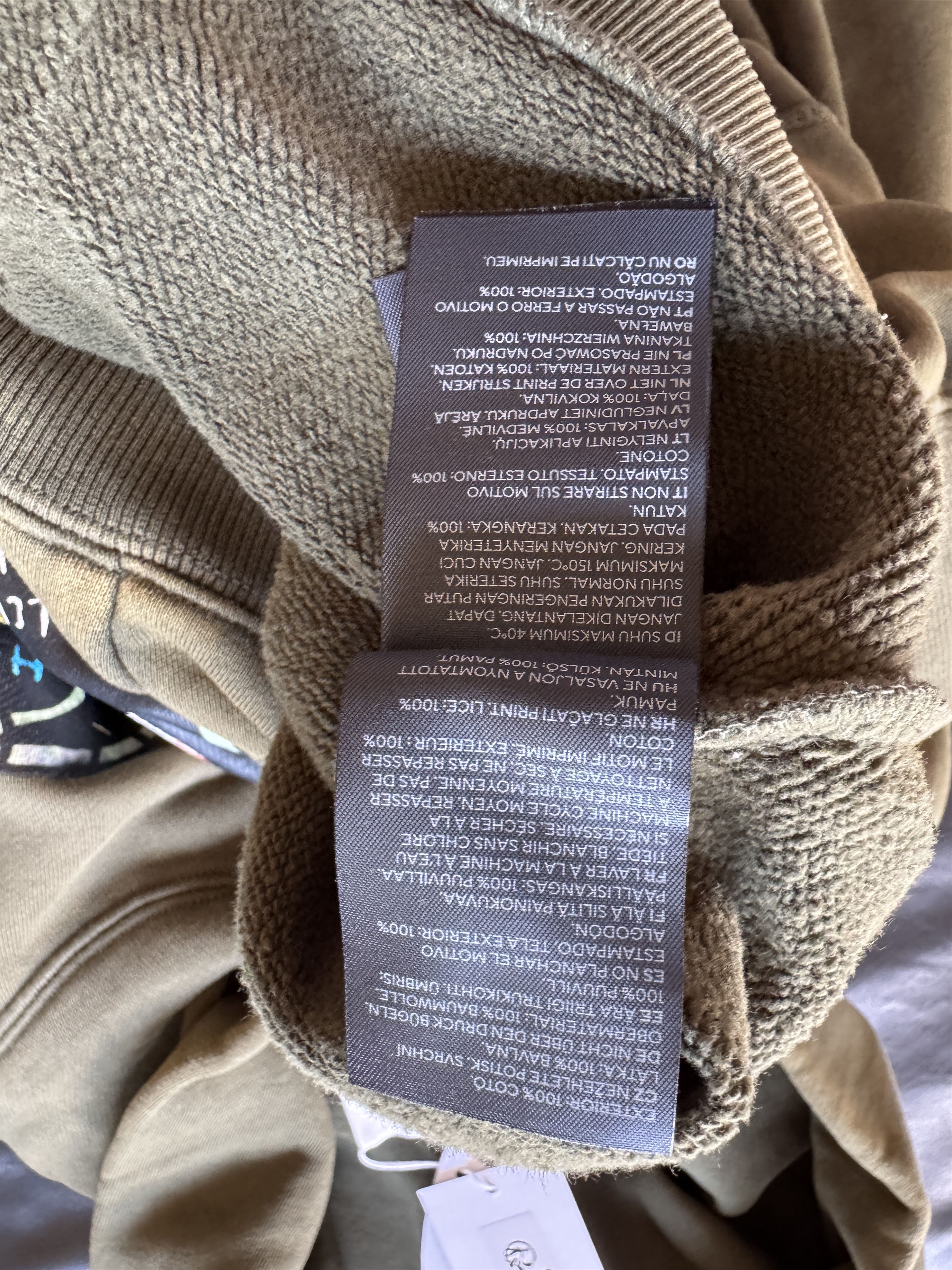 H&M × Jean-Michel Basquiat × Who Decides War Olive Graphic Hooded Sweatshirt Size US XXL / EU 58 / 5 - 16 Thumbnail
