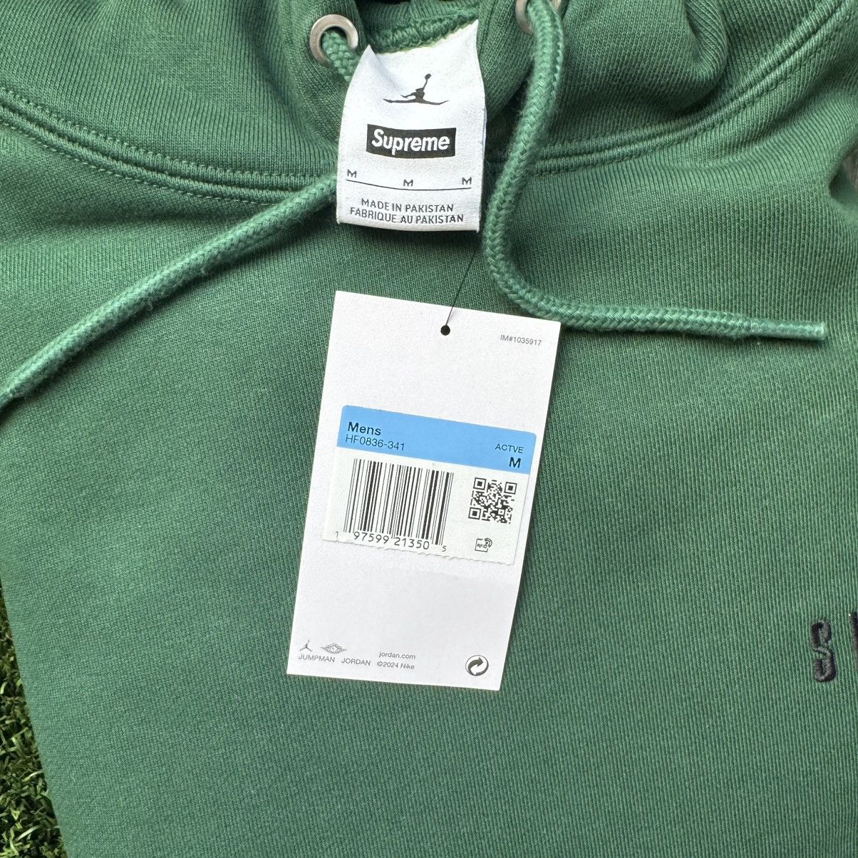 Jordan Brand × Nike × Supreme Nike x Supreme x Jordan Hooded Sweatshirt FW24 Green Size M Size US M / EU 48-50 / 2 - 4 Thumbnail