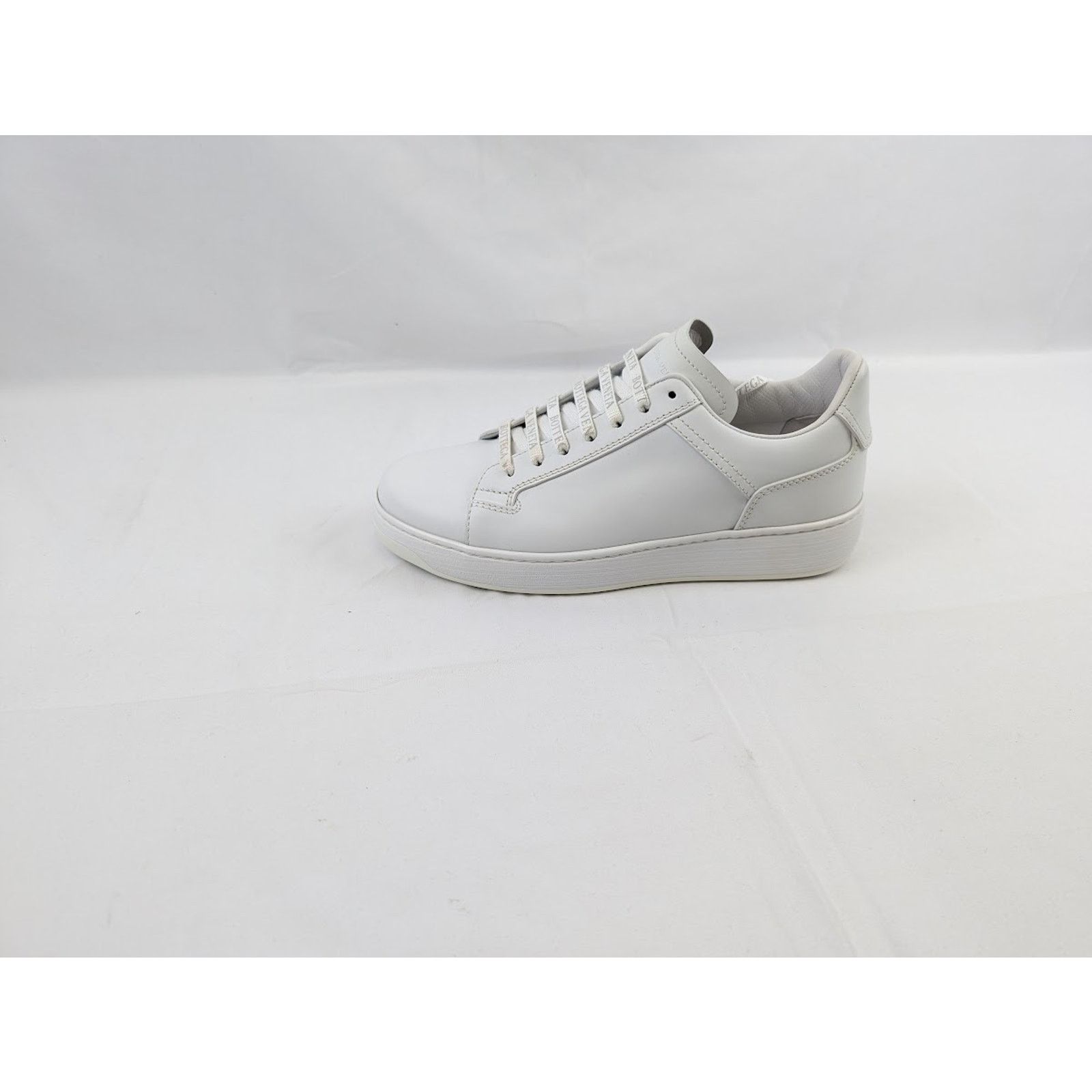 Bottega Veneta o1rshd1 Bolt Calf Sneaker Pelle S.GOMM in Optic White Size US 7.5 / EU 40-41 - 2 Thumbnail