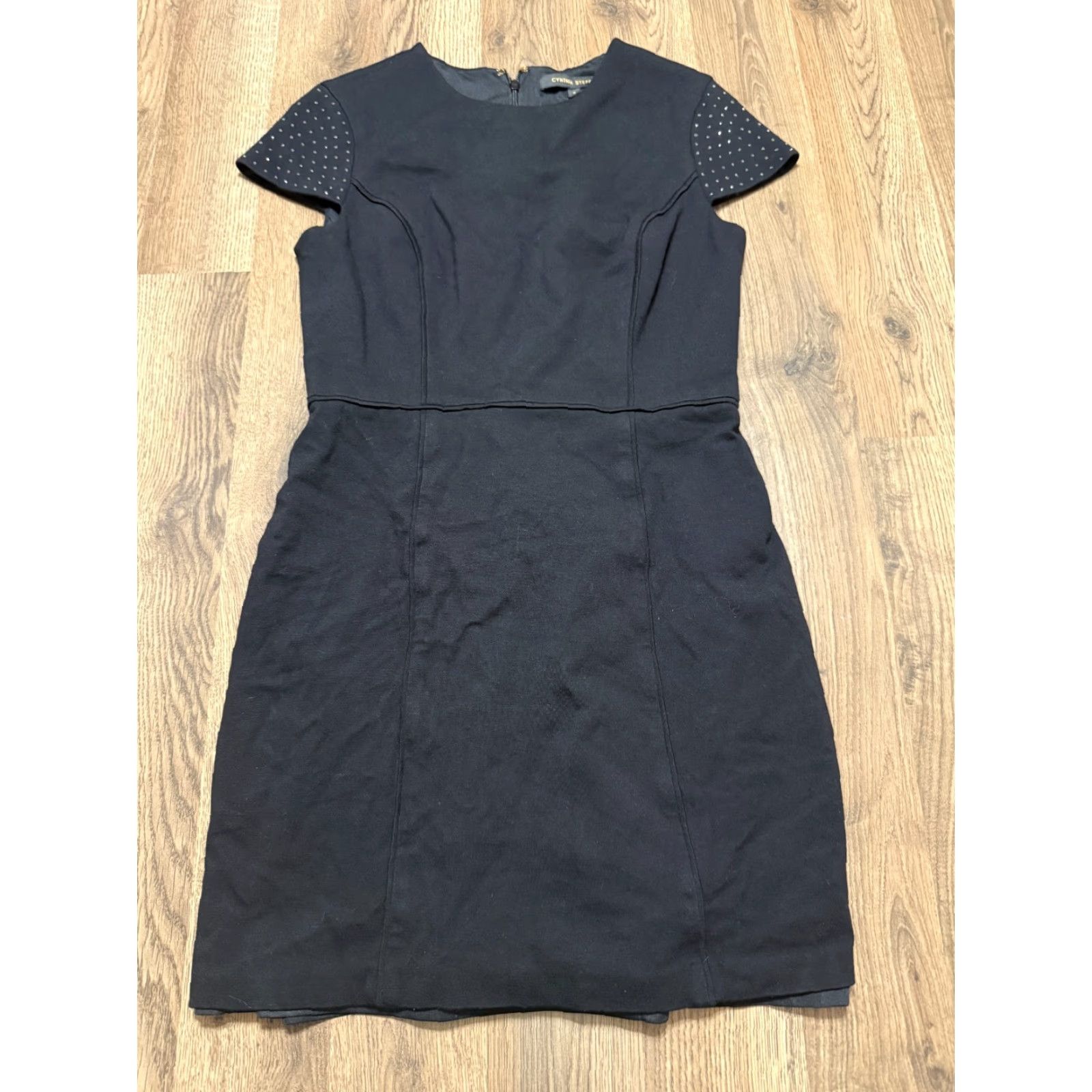Vintage Cynthia Steffe Dress Women's Size 8 Black Gold Gems Short Sleeve Back Zip Pencil Dress Knee Length Vintage No Size 30" / US 8 / IT 44 - 2 Thumbnail