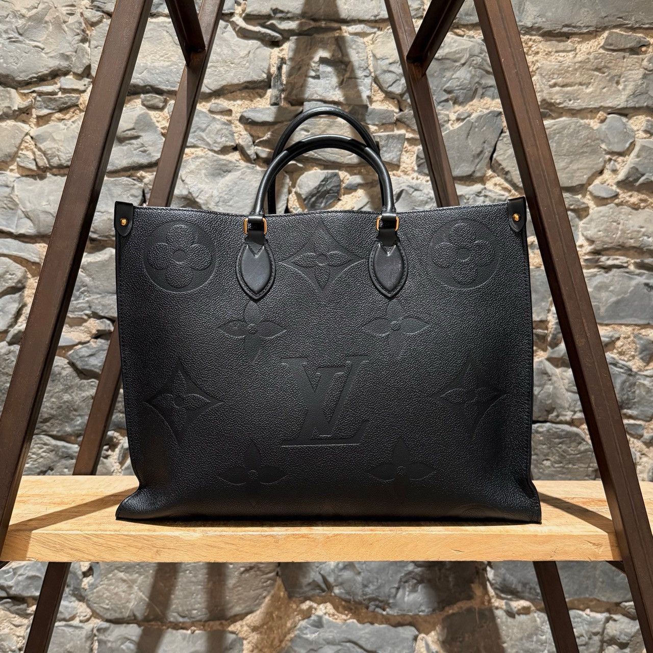 Louis Vuitton Louis Vuitton OnTheGo GM Black Empreinte Giant Tote Bag Size ONE SIZE - 6 Thumbnail