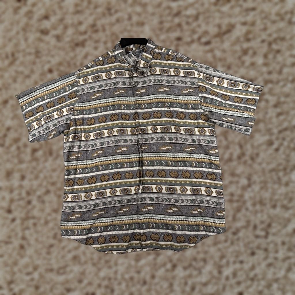Vintage VINTAGE Un tied Button-Up Shirt Mens 2XL Gray Floral Tribal Beach Casual Rayon Size US XXL / EU 58 / 5 - 1 Thumbnail
