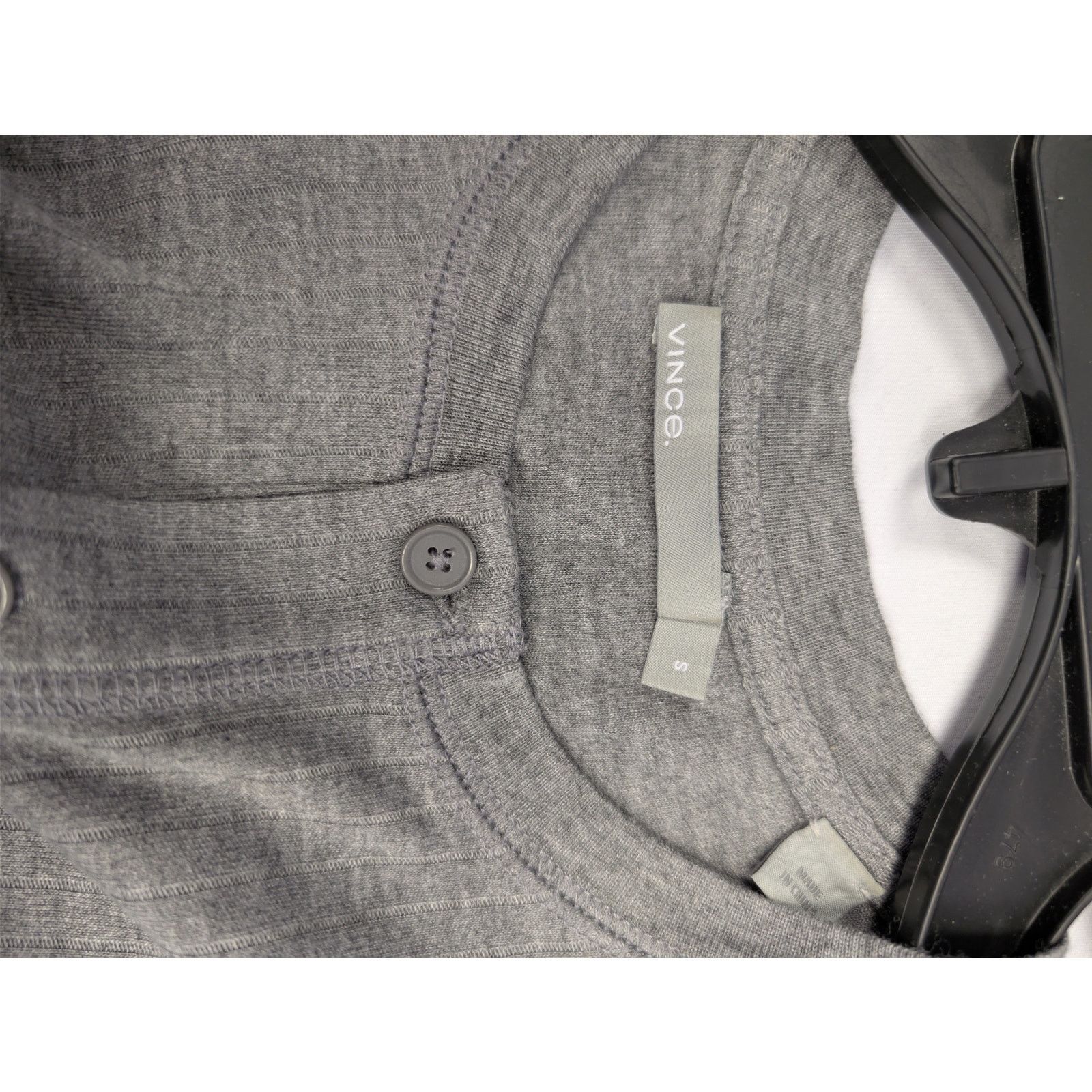 Vince o1rshd1 CC20 Raw Edge Long Sleeve Henley T-Shirt in Grey Size US S / EU 44-46 / 1 - 13 Thumbnail