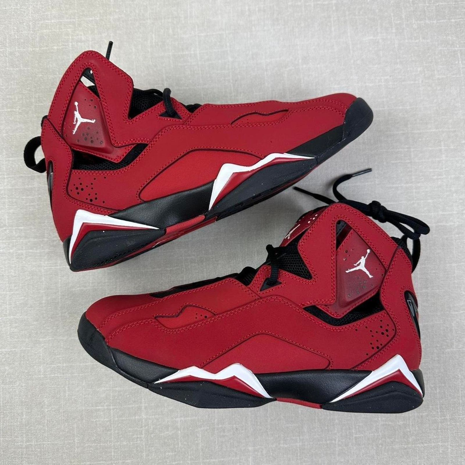 Jordache ♥️ 2015 Jordan True Flight "Gym Red" 11.5M Size US 11.5 / EU 44-45 - 2 Thumbnail