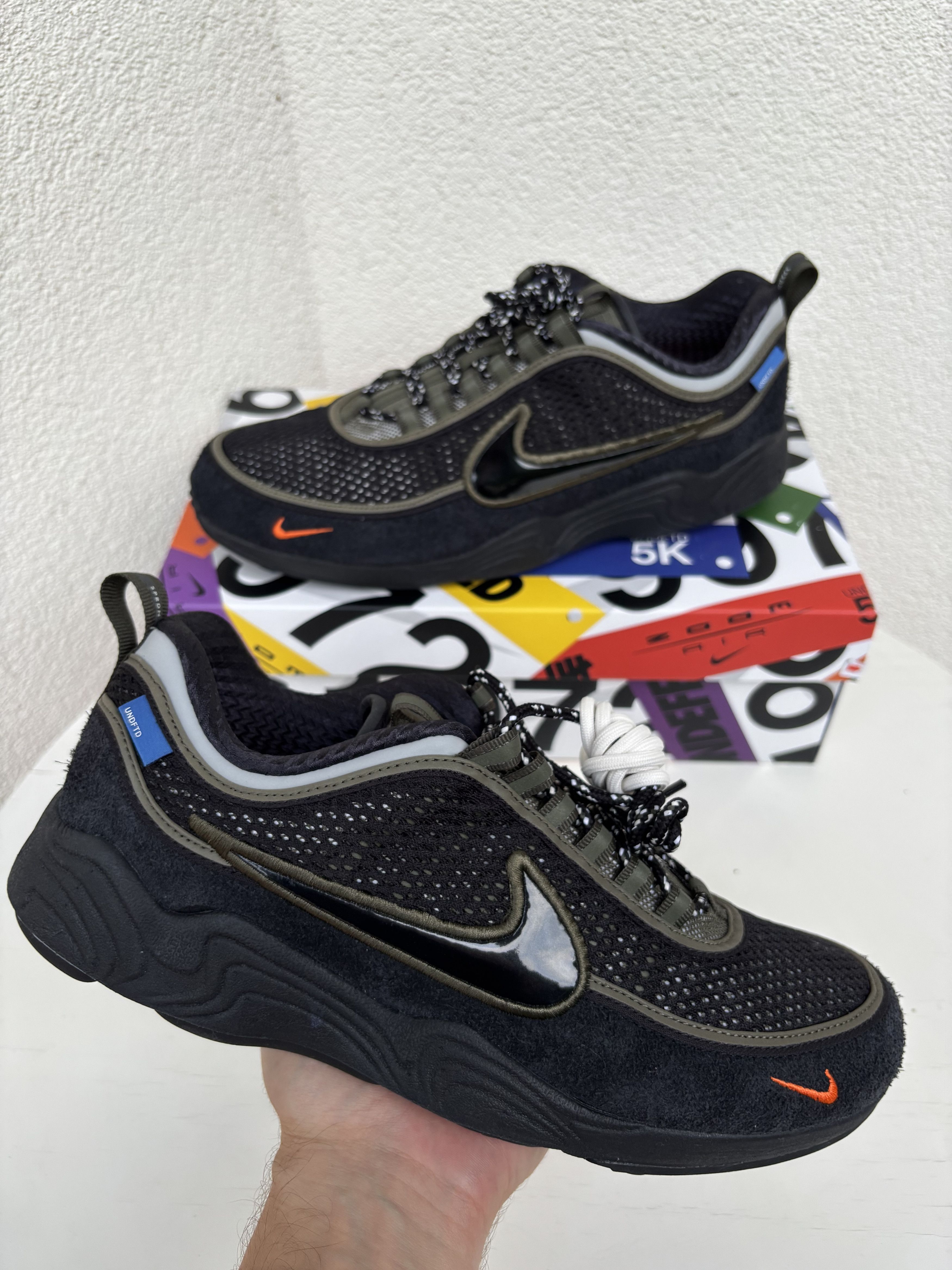 Nike × Undefeated NIKE X UNDEFEATED AIR ZOOM SPIRIDON CARGOKHAKI / BLACK Size US 9.5 / EU 42-43 - 5 Thumbnail