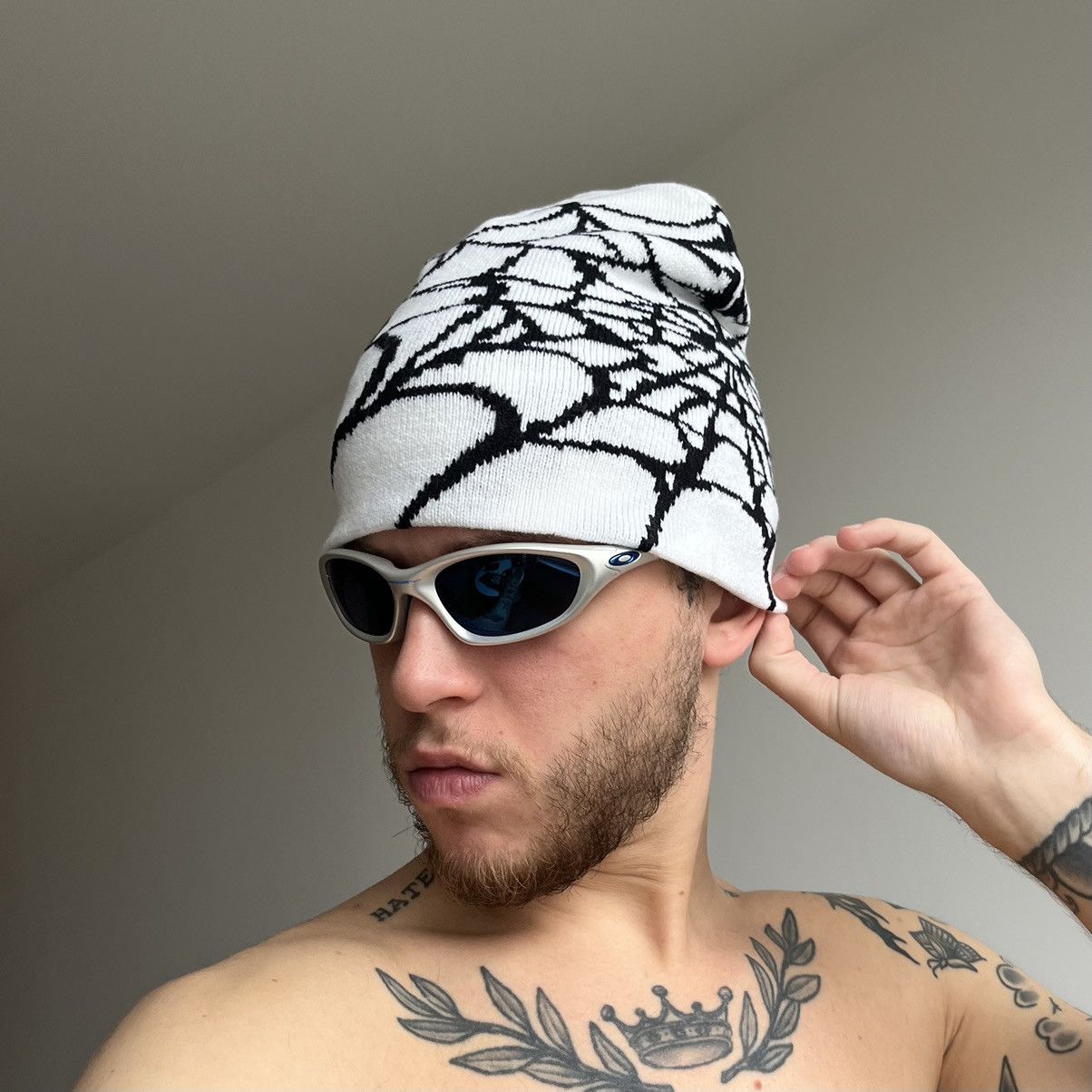 Hysteric Glamour Vintage Spyder Style White Hat Size ONE SIZE - 1 Thumbnail