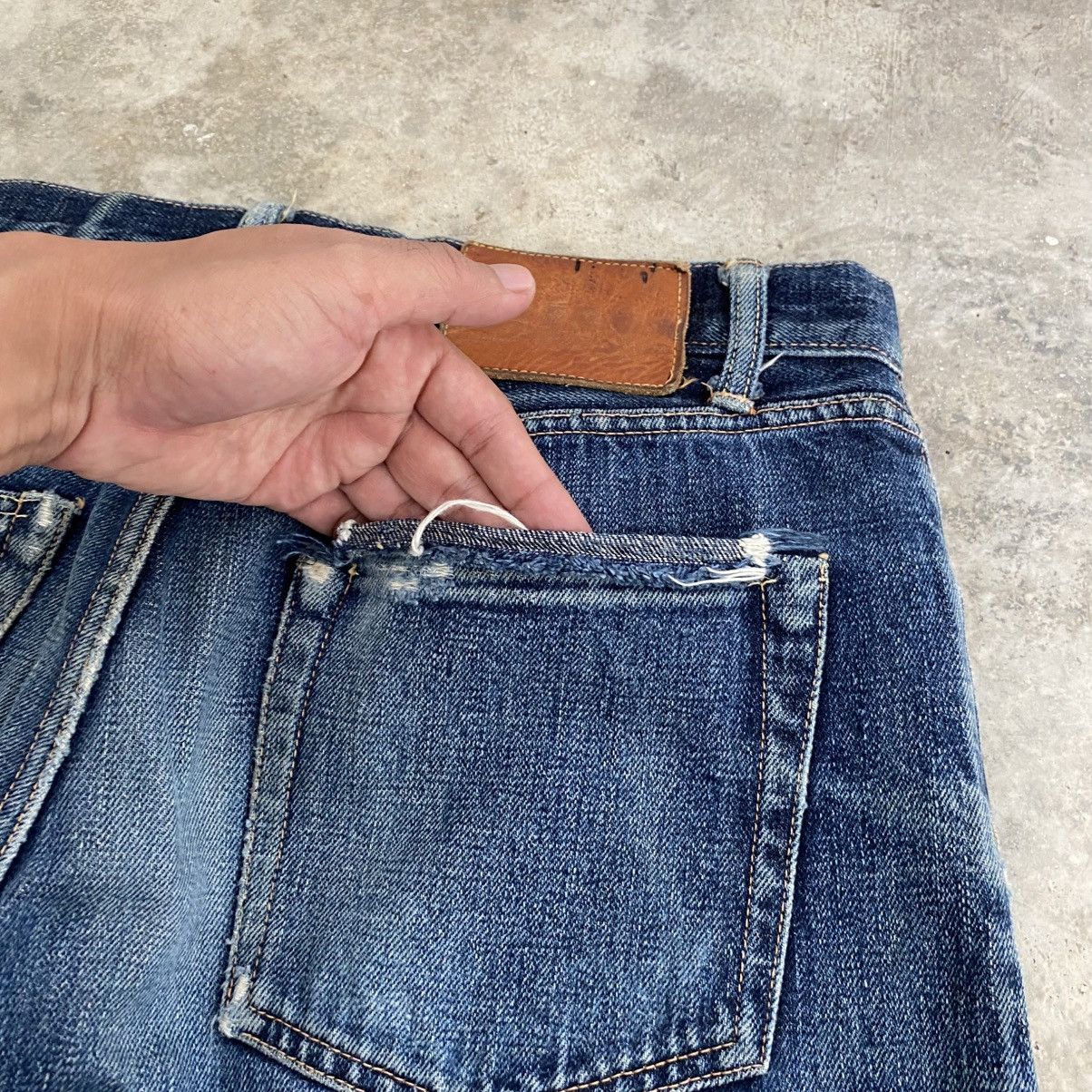 Fujito 2000’s Fujito Made In Japan Faded Blue Selvedge Jeans Size US 33 - 16 Thumbnail