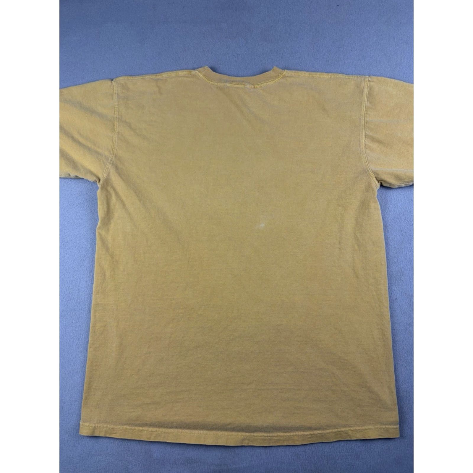 Vintage VINTAGE Foxwoods Casino T Shirt Men’s Large Yellow Dog Graphic Print Crew Neck Short Sleeve Cotton L Men Graphic Football?? Size US L / EU 52-54 / 3 - 4 Thumbnail