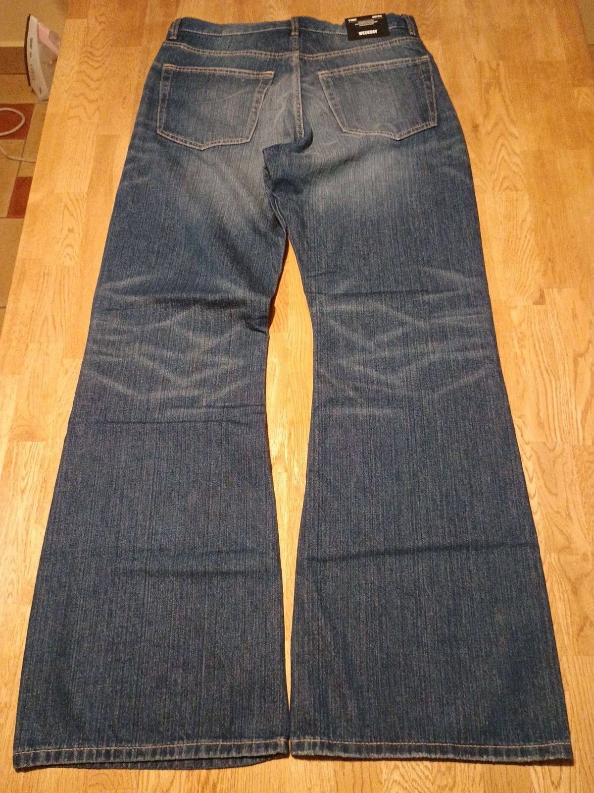 Weekday bootcut WEEKDAY baggy flare astro time w30 w31 w32 l36 34 Size US 33 - 2 Thumbnail