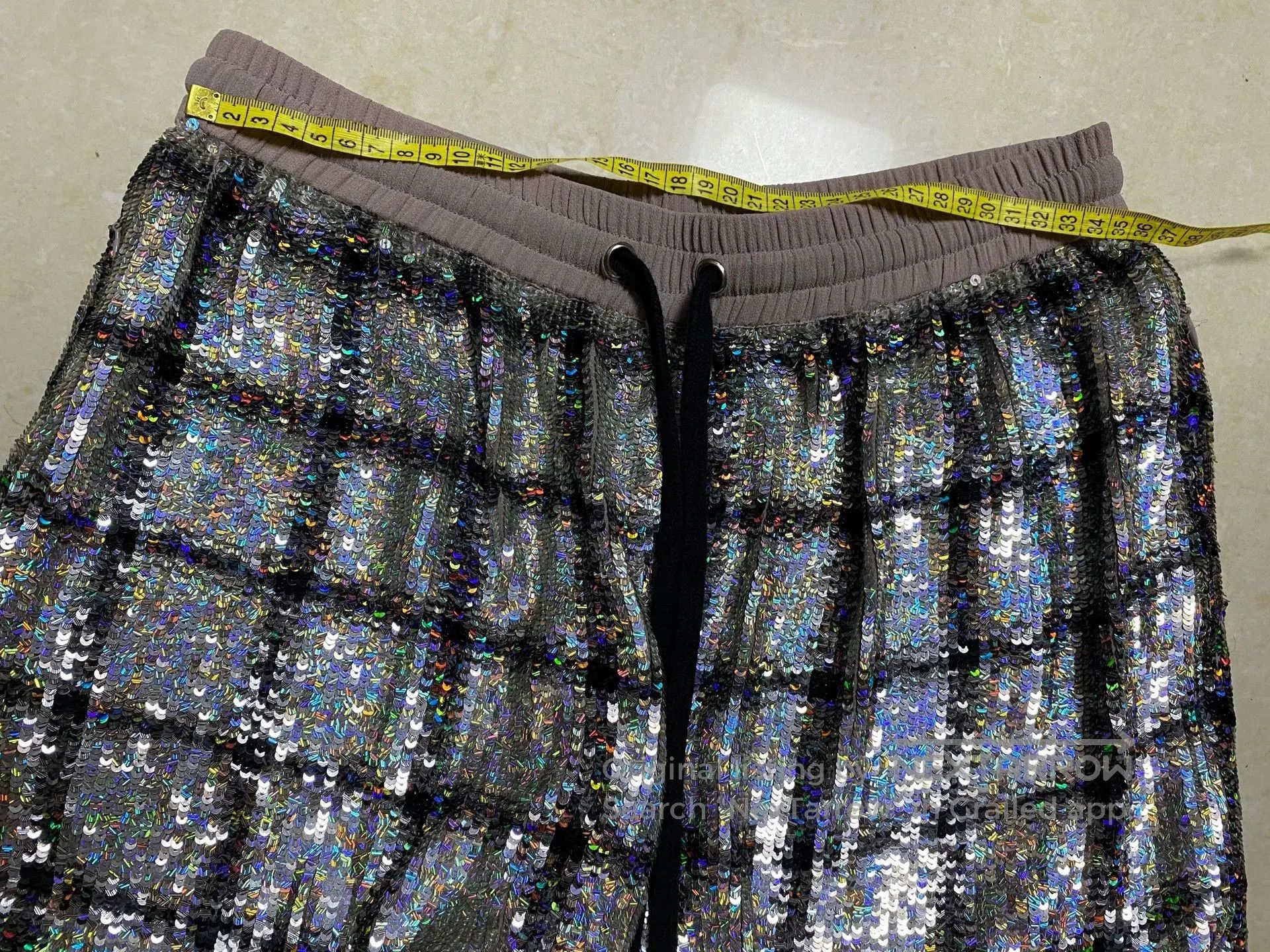 ASHISH Ashish Runway Sequin Women's Shorts. Size 28" / US 6 / IT 42 - 7 Thumbnail